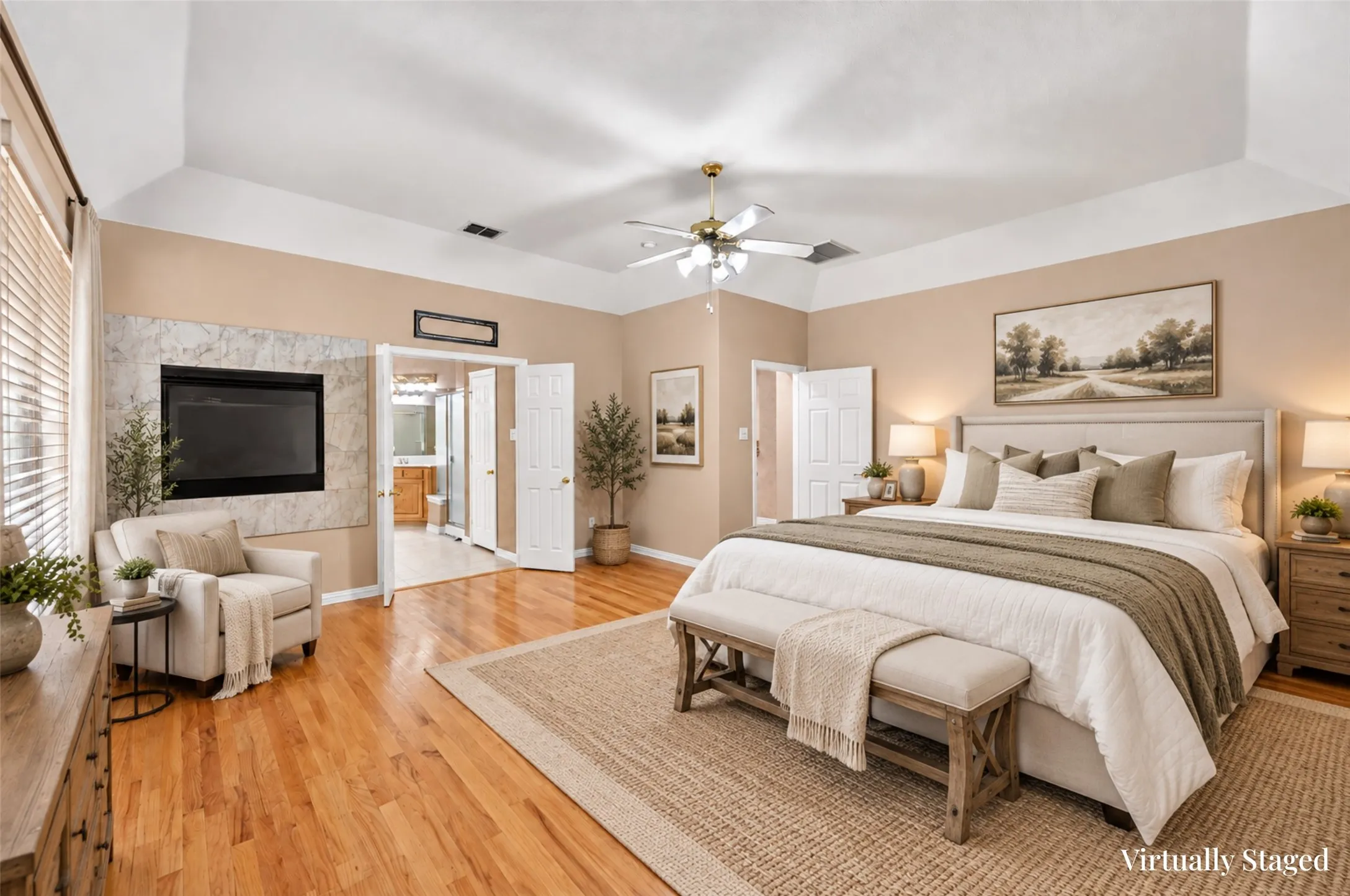 Single Family Residence For Sale in Dallas County , 656 Links View Court, Grand Prairie, Texas 75052, 3 Bedroom, 3 Bathroom, 2 Garage spaces, 3,286 Sqft, built in 2005, Preowned, mls#21233110, Real Estate Agent in Grand Prairie, Homes For Sale in Dallas county, Homes For Sale in Grand Prairie, Realtor in Grand Prairie Texas, Real Estate Brokerage Independent Realty Texas, Luminita Cordes Realtor