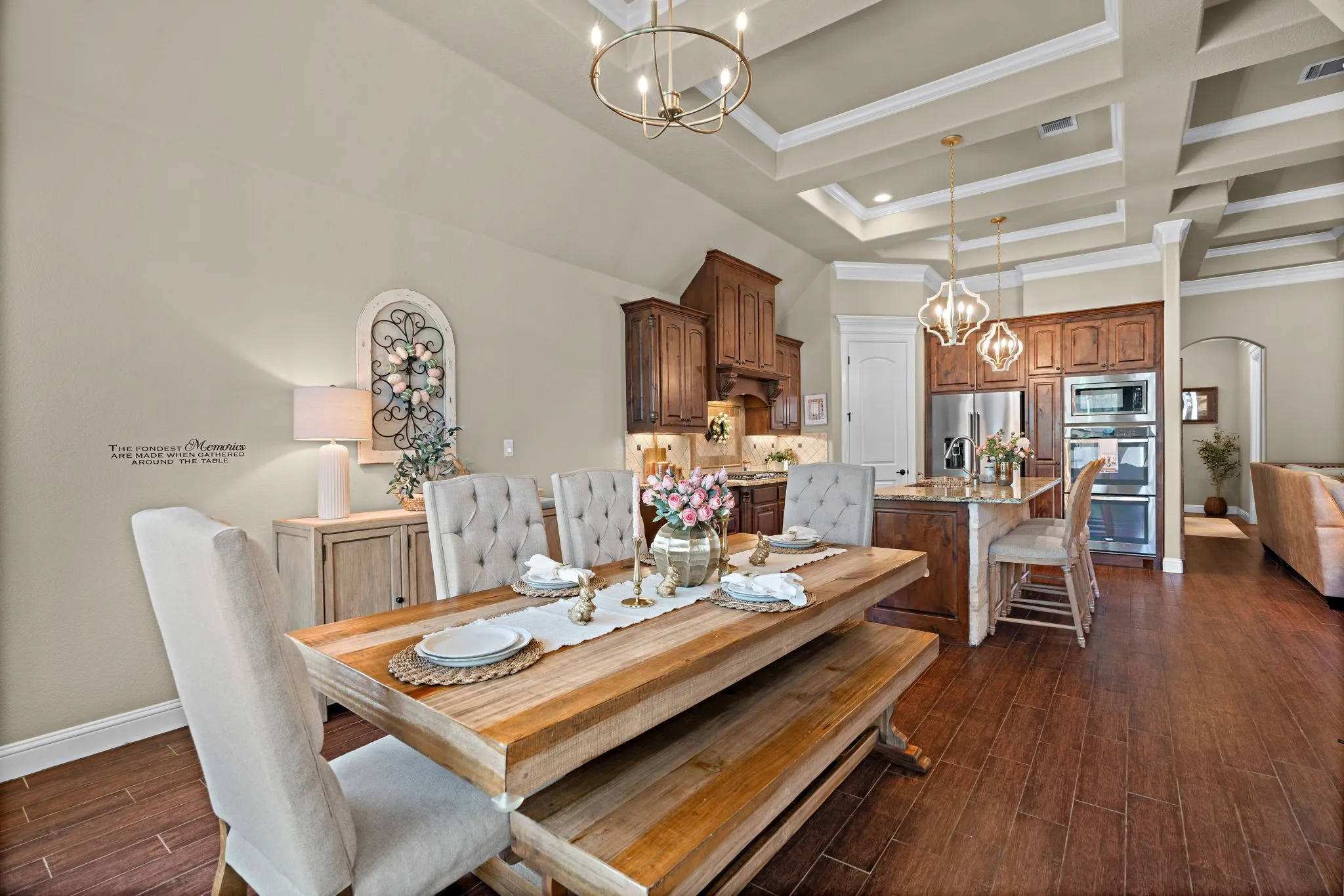 Single Family Residence For Sale in Erath County , 117 Flat Foot Lane, Stephenville, Texas 76401, 3 Bedroom, 3 Bathroom, 3 Garage spaces, 2,543 Sqft, built in 2015, mls#21212403, Real Estate Agent in Stephenville, Homes For Sale in Erath county, Homes For Sale in Stephenville, Realtor in Stephenville Texas, Real Estate Brokerage Independent Realty Texas, Luminita Cordes Realtor