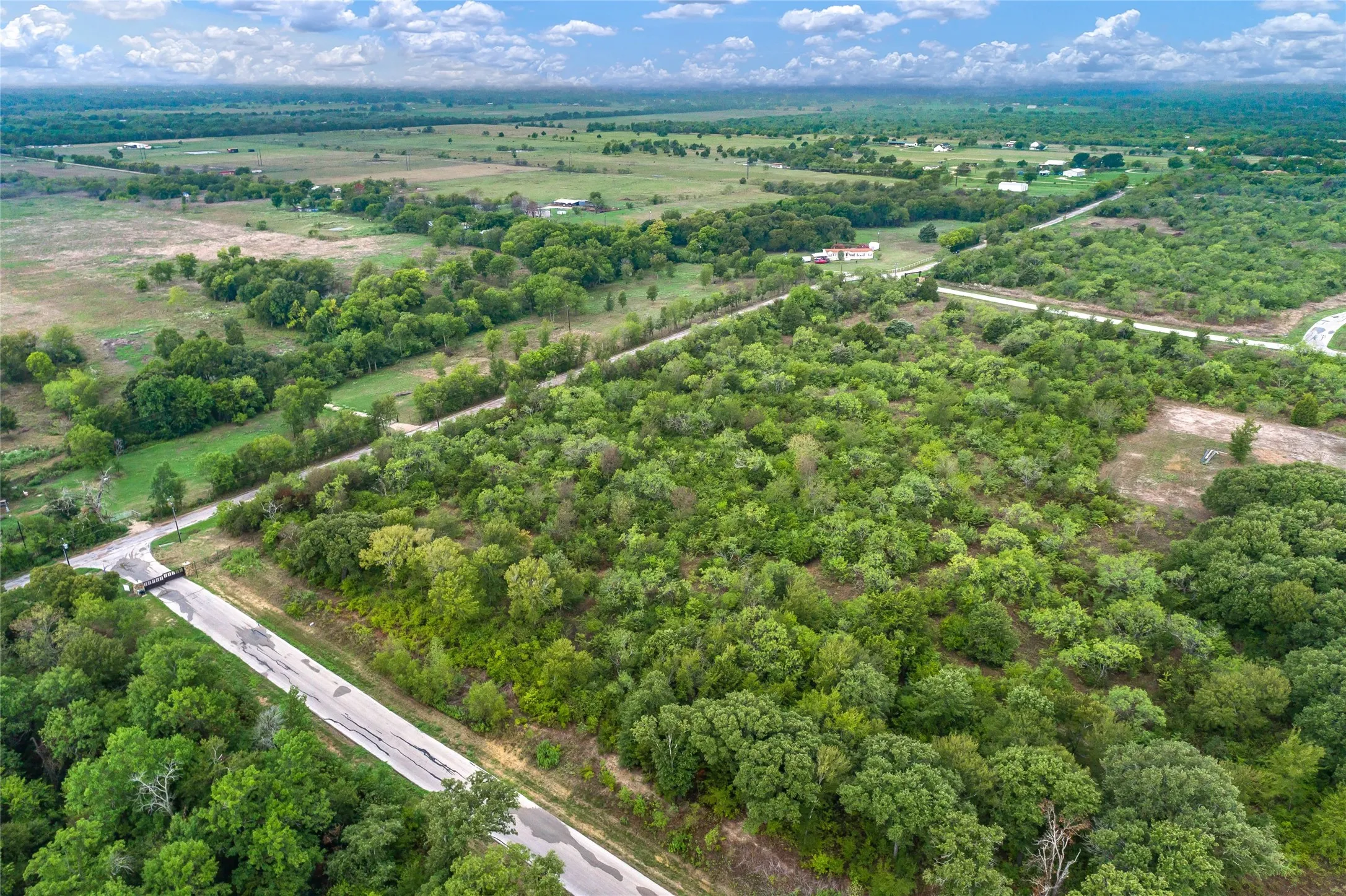 Improved Land For Sale in Kaufman County , 7117 County Road 4042, Kemp, Texas 75143, 0, 0, Garage spaces, 0 Sqft, built in 0, mls#21237360, Real Estate Agent in Kemp, Homes For Sale in Kaufman county, Homes For Sale in Kemp, Realtor in Kemp Texas, Real Estate Brokerage Independent Realty Texas, Luminita Cordes Realtor