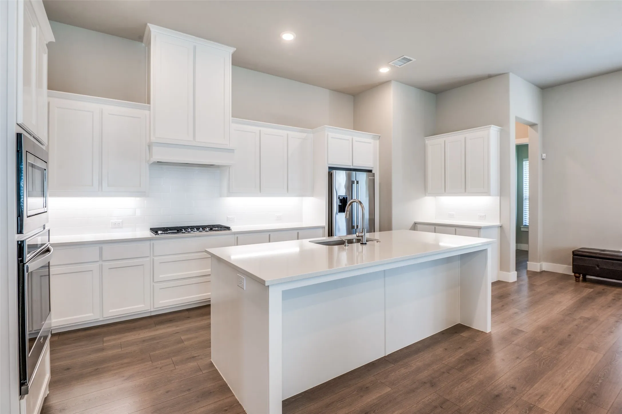 Single Family Residence For Sale in Collin County , 2901 Quinton Street, Prosper, Texas 75078, 4 Bedroom, 3 Bathroom, 2 Garage spaces, 2,317 Sqft, built in 2023, mls#21237340, Real Estate Agent in Prosper, Homes For Sale in Collin county, Homes For Sale in Prosper, Realtor in Prosper Texas, Real Estate Brokerage Independent Realty Texas, Luminita Cordes Realtor