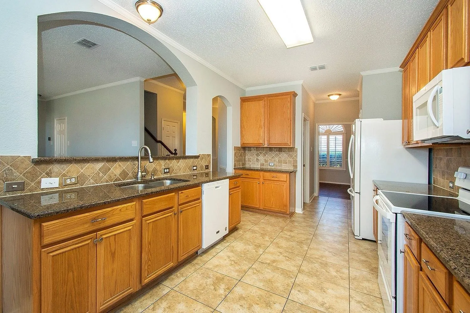 Single Family Residence For Rent in Collin County , 406 Leameadow Drive, Allen, Texas 75002, 4 Bedroom, 2 Bathroom, 2 Garage spaces, 2,434 Sqft, built in 2000, Preowned, mls#21237433, Real Estate Agent in Allen, Homes For Rent in Collin county, Homes For Rent in Allen, Realtor in Allen Texas, Real Estate Brokerage Independent Realty Texas, Luminita Cordes Realtor