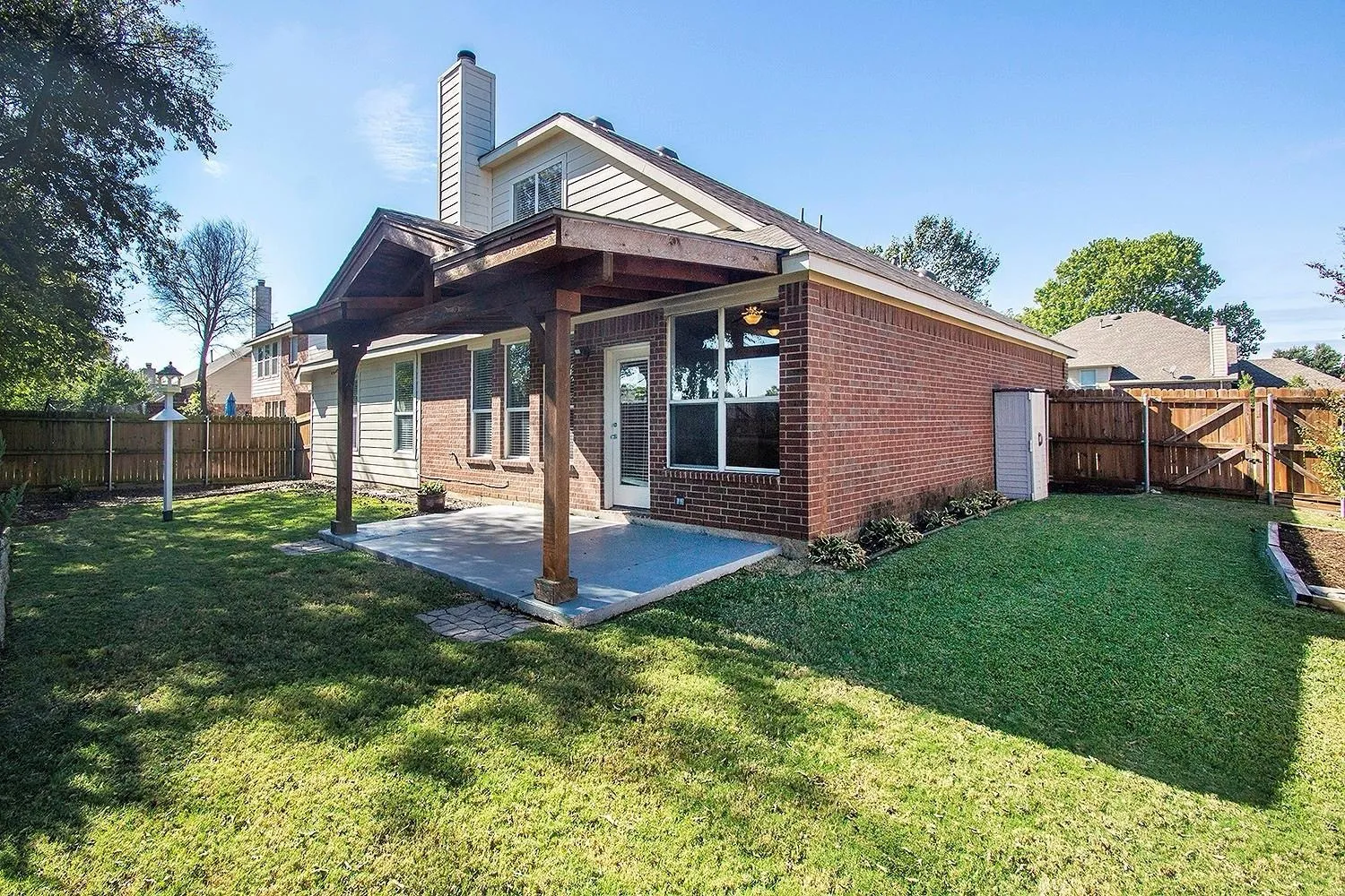 Single Family Residence For Rent in Collin County , 406 Leameadow Drive, Allen, Texas 75002, 4 Bedroom, 2 Bathroom, 2 Garage spaces, 2,434 Sqft, built in 2000, Preowned, mls#21237433, Real Estate Agent in Allen, Homes For Rent in Collin county, Homes For Rent in Allen, Realtor in Allen Texas, Real Estate Brokerage Independent Realty Texas, Luminita Cordes Realtor