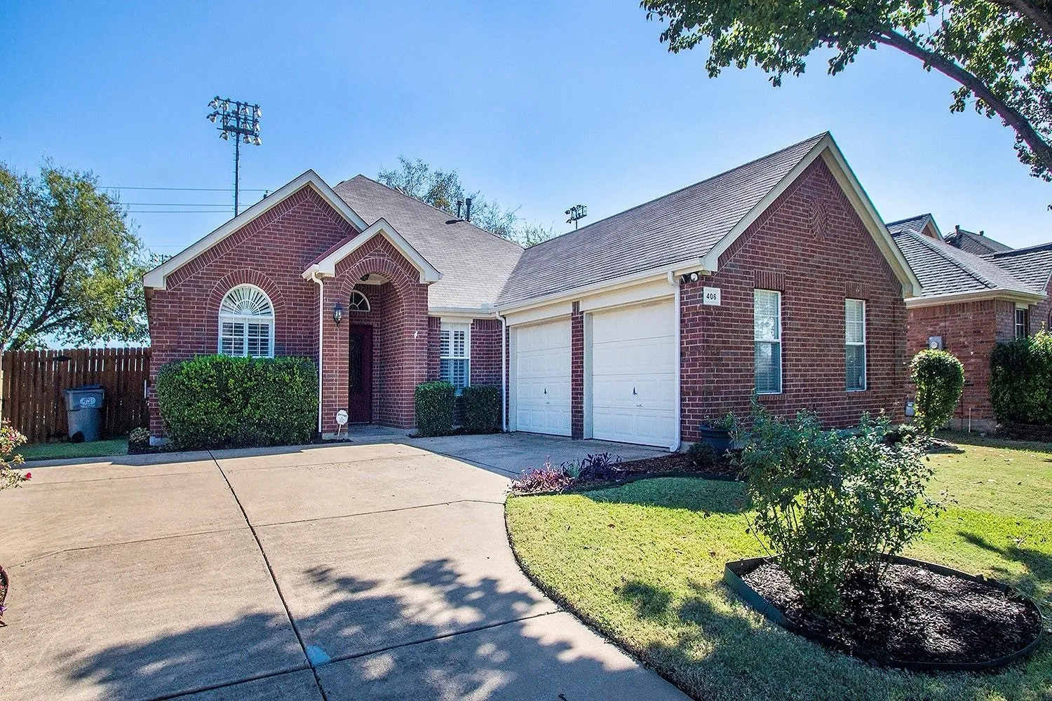 Single Family Residence For Rent in Collin County , 406 Leameadow Drive, Allen, Texas 75002, 4 Bedroom, 2 Bathroom, 2 Garage spaces, 2,434 Sqft, built in 2000, Preowned, mls#21237433, Real Estate Agent in Allen, Homes For Rent in Collin county, Homes For Rent in Allen, Realtor in Allen Texas, Real Estate Brokerage Independent Realty Texas, Luminita Cordes Realtor