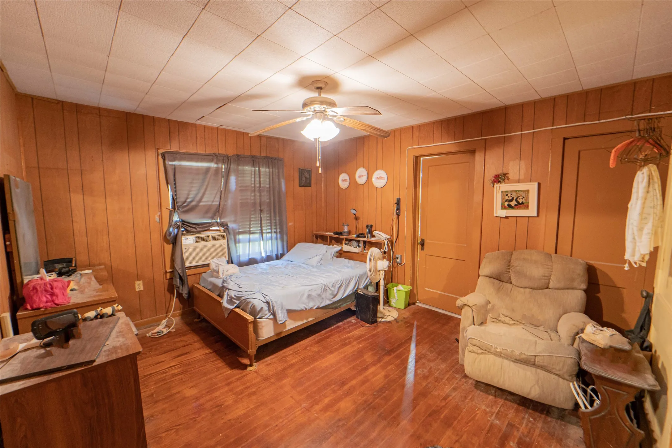 Single Family Residence For Sale in Stephens County , 701 N Shelton Street, Breckenridge, Texas 76424, 3 Bedroom, 1 Bathroom, 1 Garage spaces, 1,352 Sqft, built in 0, mls#21237175, Real Estate Agent in Breckenridge, Homes For Sale in Stephens county, Homes For Sale in Breckenridge, Realtor in Breckenridge Texas, Real Estate Brokerage Independent Realty Texas, Luminita Cordes Realtor