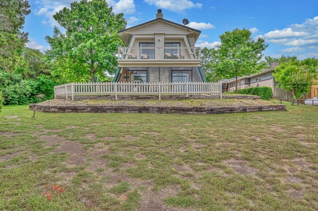 Single Family Residence For Sale in Hill County , 287 Canyon Drive, Whitney, Texas 76692, 3 Bedroom, 3 Bathroom, 2 Garage spaces, 2,880 Sqft, built in 0, mls#21237364, Real Estate Agent in Whitney, Homes For Sale in Hill county, Homes For Sale in Whitney, Realtor in Whitney Texas, Real Estate Brokerage Independent Realty Texas, Luminita Cordes Realtor
