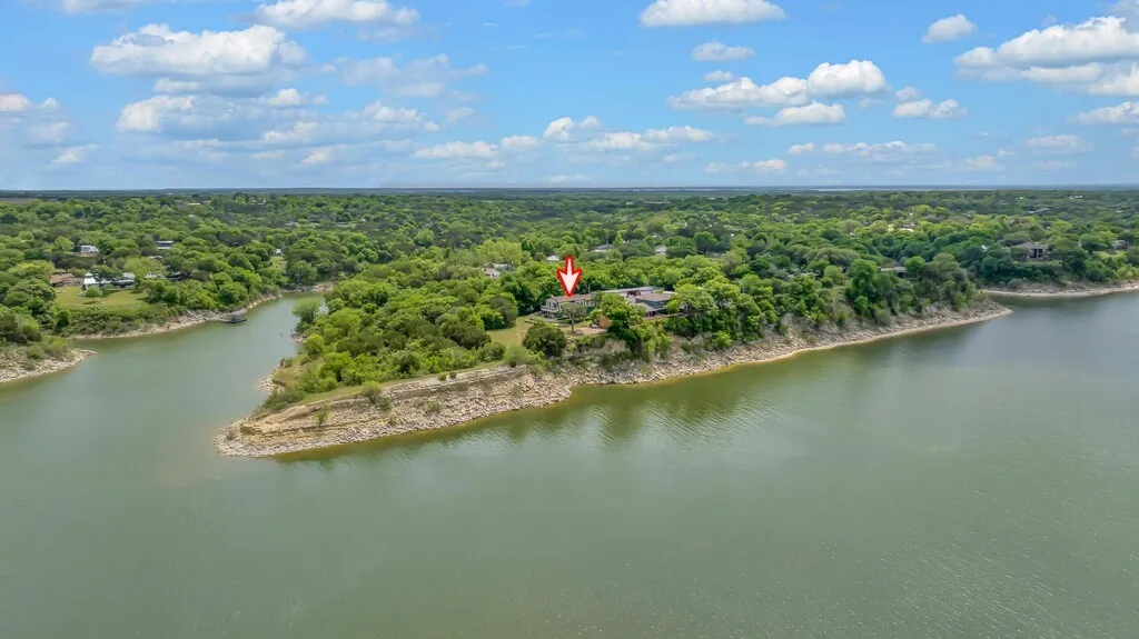 Single Family Residence For Sale in Hill County , 287 Canyon Drive, Whitney, Texas 76692, 3 Bedroom, 3 Bathroom, 2 Garage spaces, 2,880 Sqft, built in 0, mls#21237364, Real Estate Agent in Whitney, Homes For Sale in Hill county, Homes For Sale in Whitney, Realtor in Whitney Texas, Real Estate Brokerage Independent Realty Texas, Luminita Cordes Realtor