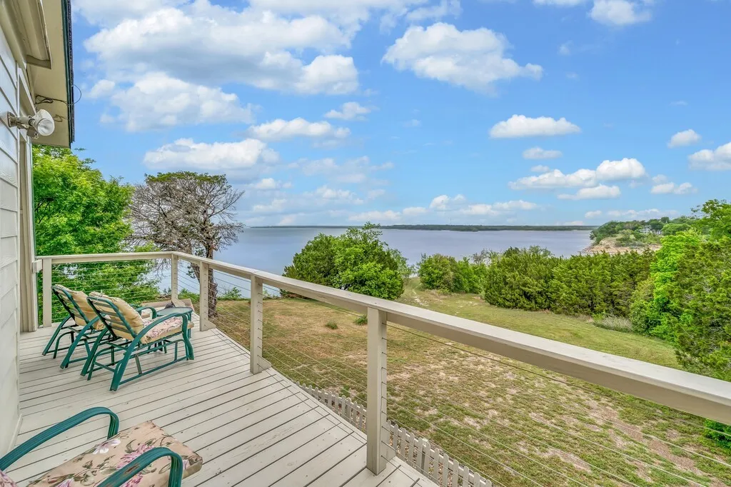 Single Family Residence For Sale in Hill County , 287 Canyon Drive, Whitney, Texas 76692, 3 Bedroom, 3 Bathroom, 2 Garage spaces, 2,880 Sqft, built in 0, mls#21237364, Real Estate Agent in Whitney, Homes For Sale in Hill county, Homes For Sale in Whitney, Realtor in Whitney Texas, Real Estate Brokerage Independent Realty Texas, Luminita Cordes Realtor