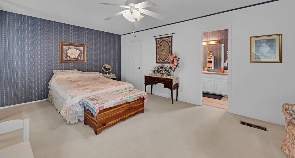 Single Family Residence For Sale in Hill County , 287 Canyon Drive, Whitney, Texas 76692, 3 Bedroom, 3 Bathroom, 2 Garage spaces, 2,880 Sqft, built in 0, mls#21237364, Real Estate Agent in Whitney, Homes For Sale in Hill county, Homes For Sale in Whitney, Realtor in Whitney Texas, Real Estate Brokerage Independent Realty Texas, Luminita Cordes Realtor