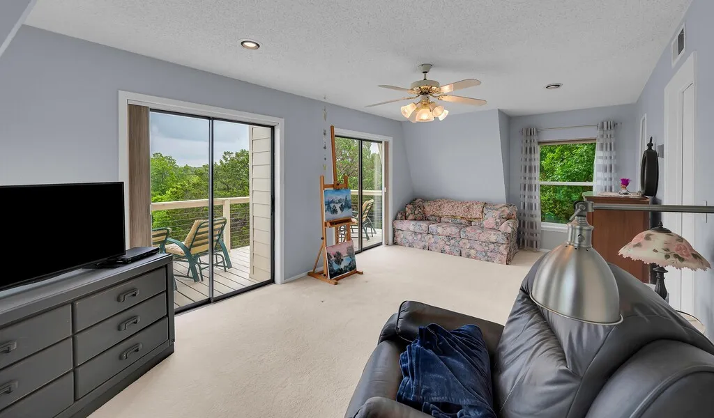 Single Family Residence For Sale in Hill County , 287 Canyon Drive, Whitney, Texas 76692, 3 Bedroom, 3 Bathroom, 2 Garage spaces, 2,880 Sqft, built in 0, mls#21237364, Real Estate Agent in Whitney, Homes For Sale in Hill county, Homes For Sale in Whitney, Realtor in Whitney Texas, Real Estate Brokerage Independent Realty Texas, Luminita Cordes Realtor