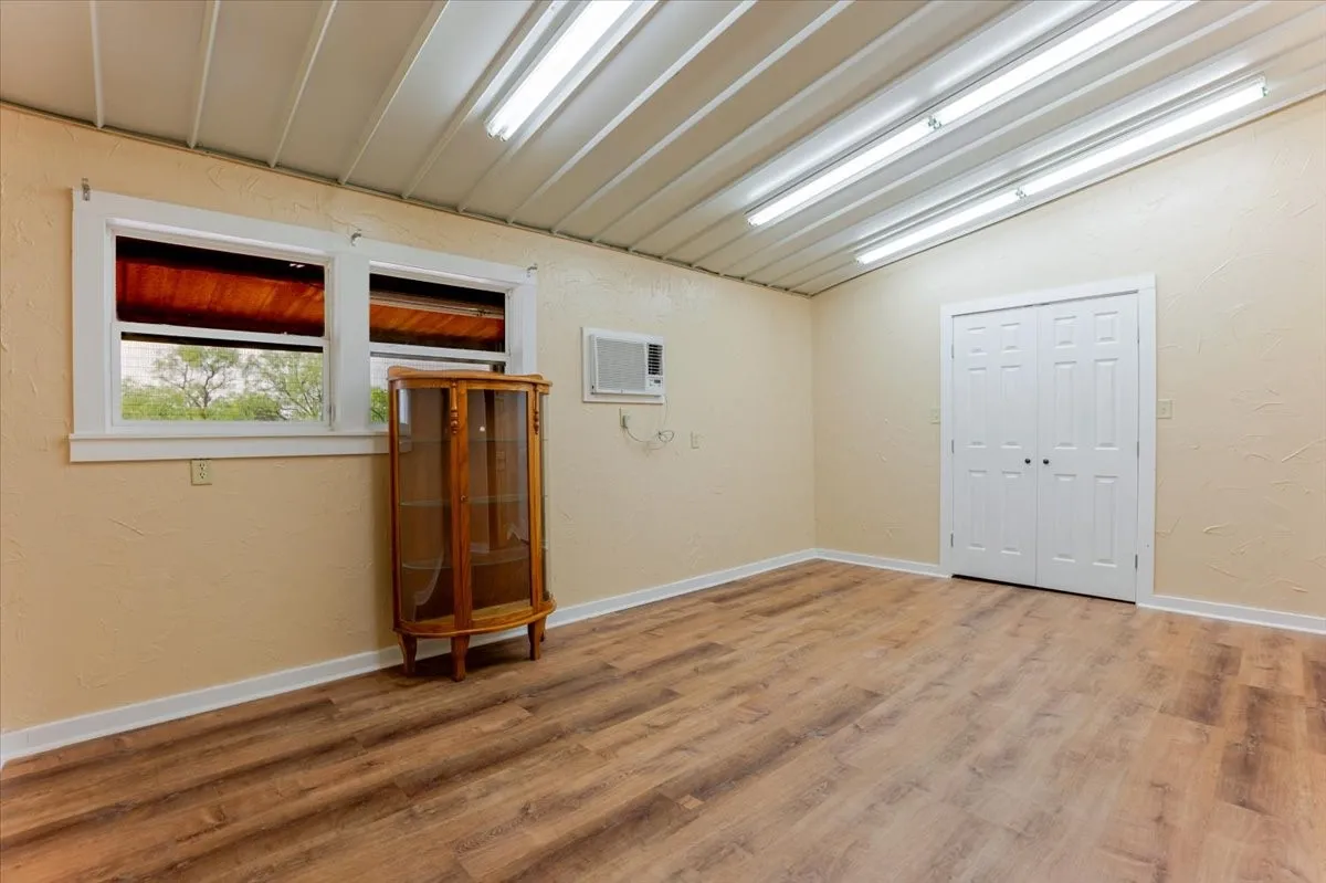 Single Family Residence For Sale in Coleman County , 970 County Road 256, Coleman, Texas 76834, 4 Bedrooms, 2 Bathrooms, 3 Garage spaces, 2,250 Sqft, built in 2017, Price $507,000, mls#21237475, Real Estate Agent in Coleman, Homes For Sale in Coleman county, Homes For Sale in Coleman, Realtor in Coleman Texas, Real Estate Brokerage Independent Realty Texas, Luminita Cordes Realtor