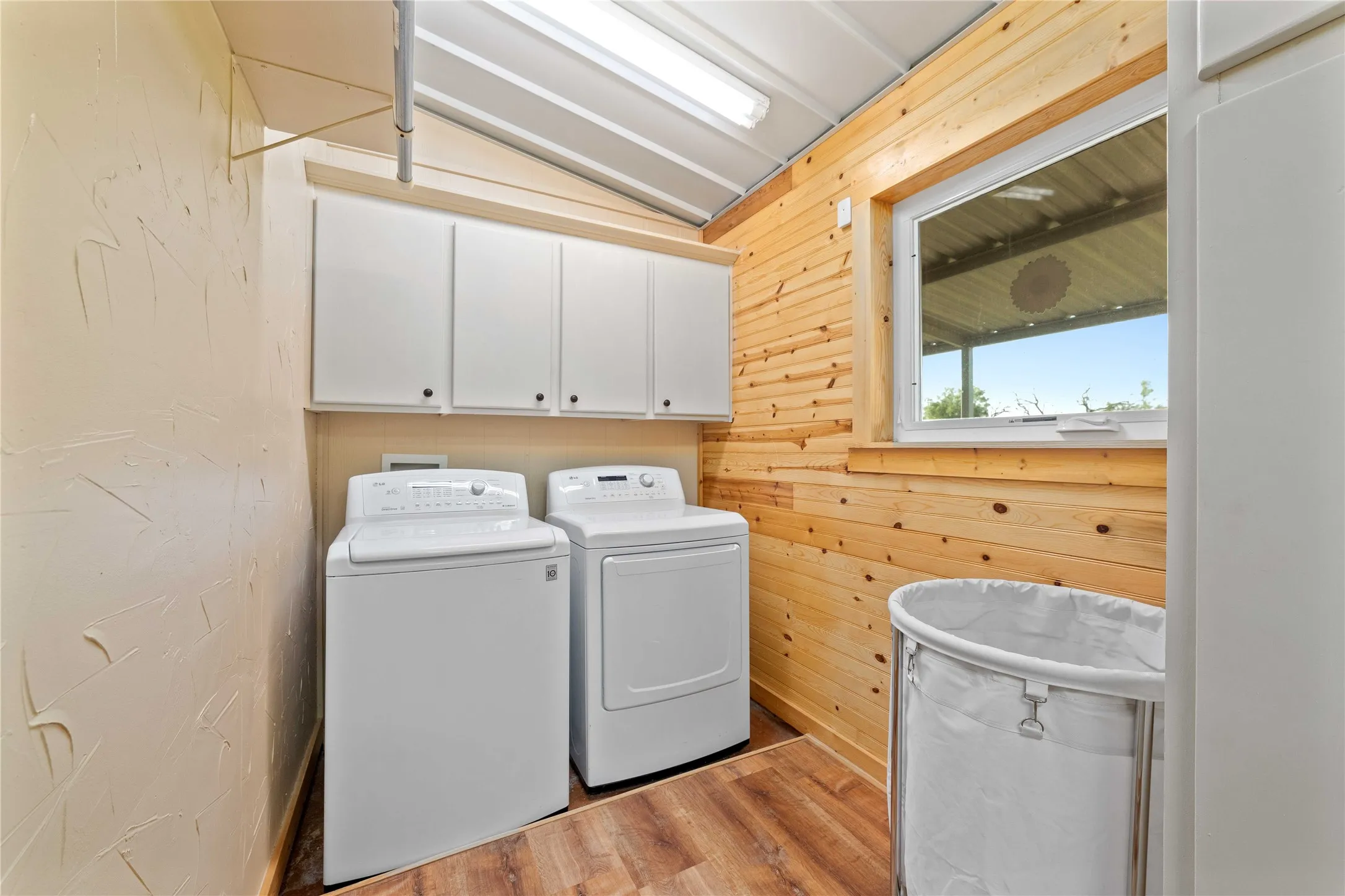 Single Family Residence For Sale in Coleman County , 970 County Road 256, Coleman, Texas 76834, 4 Bedrooms, 2 Bathrooms, 3 Garage spaces, 2,250 Sqft, built in 2017, Price $507,000, mls#21237475, Real Estate Agent in Coleman, Homes For Sale in Coleman county, Homes For Sale in Coleman, Realtor in Coleman Texas, Real Estate Brokerage Independent Realty Texas, Luminita Cordes Realtor