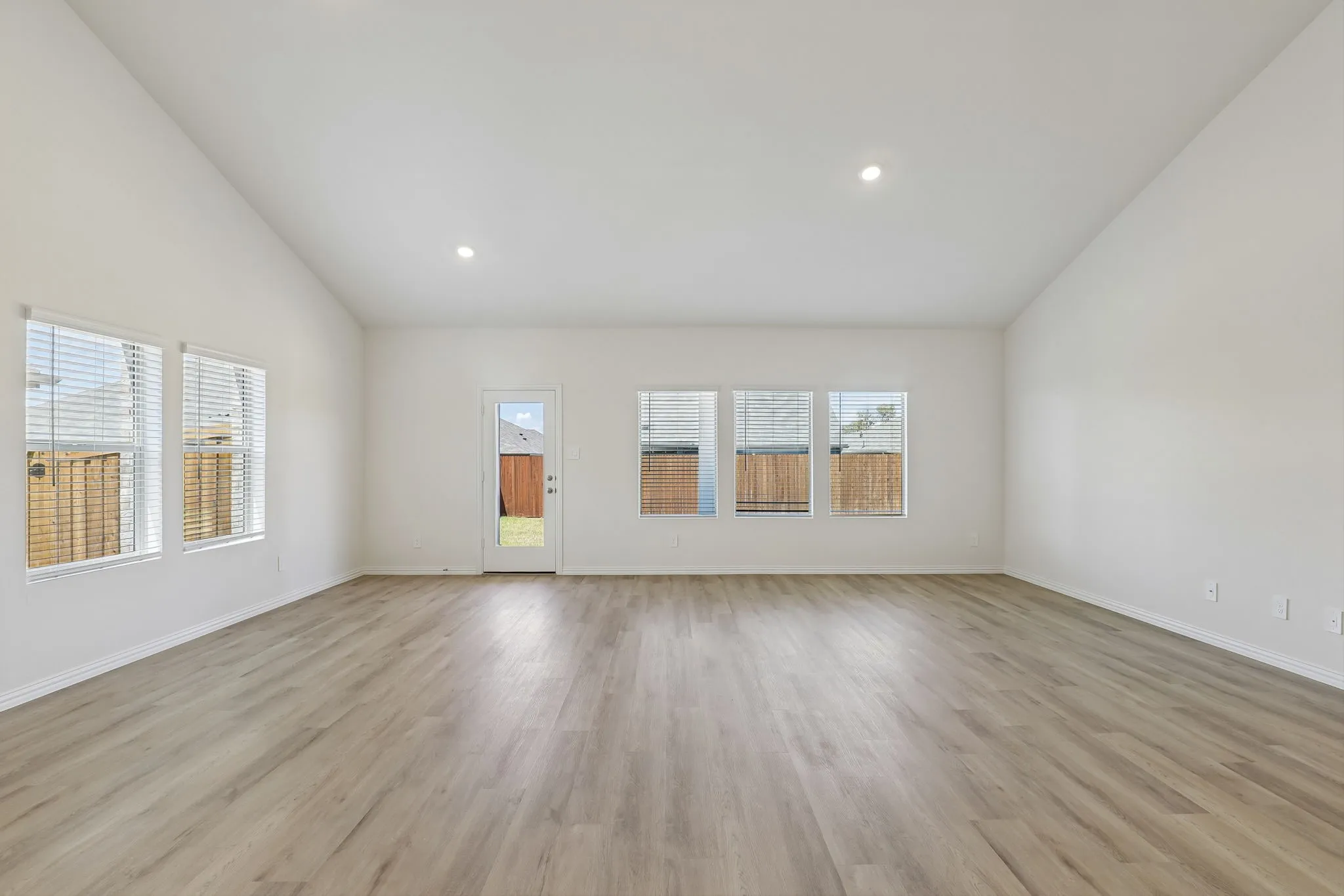 Single Family Residence For Sale in Kaufman County , 1555 Coldwater Way, Crandall, Texas 75114, 5 Bedroom, 3 Bathroom, 2 Garage spaces, 3,060 Sqft, built in 2026, New Construction - Incomplete, mls#21237293, Real Estate Agent in Crandall, Homes For Sale in Kaufman county, Homes For Sale in Crandall, Realtor in Crandall Texas, Real Estate Brokerage Independent Realty Texas, Luminita Cordes Realtor
