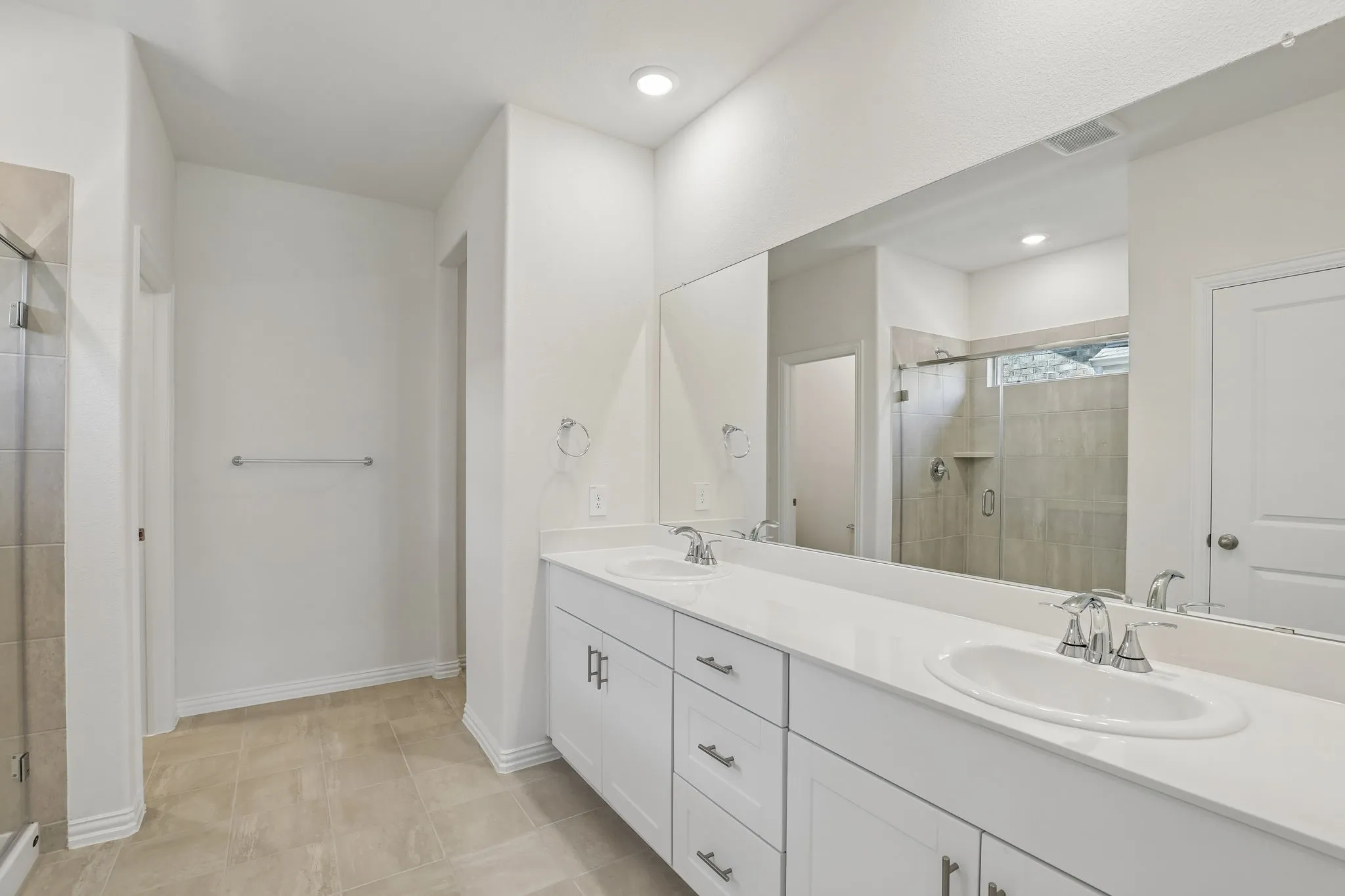 Single Family Residence For Sale in Kaufman County , 1555 Coldwater Way, Crandall, Texas 75114, 5 Bedroom, 3 Bathroom, 2 Garage spaces, 3,060 Sqft, built in 2026, New Construction - Incomplete, mls#21237293, Real Estate Agent in Crandall, Homes For Sale in Kaufman county, Homes For Sale in Crandall, Realtor in Crandall Texas, Real Estate Brokerage Independent Realty Texas, Luminita Cordes Realtor