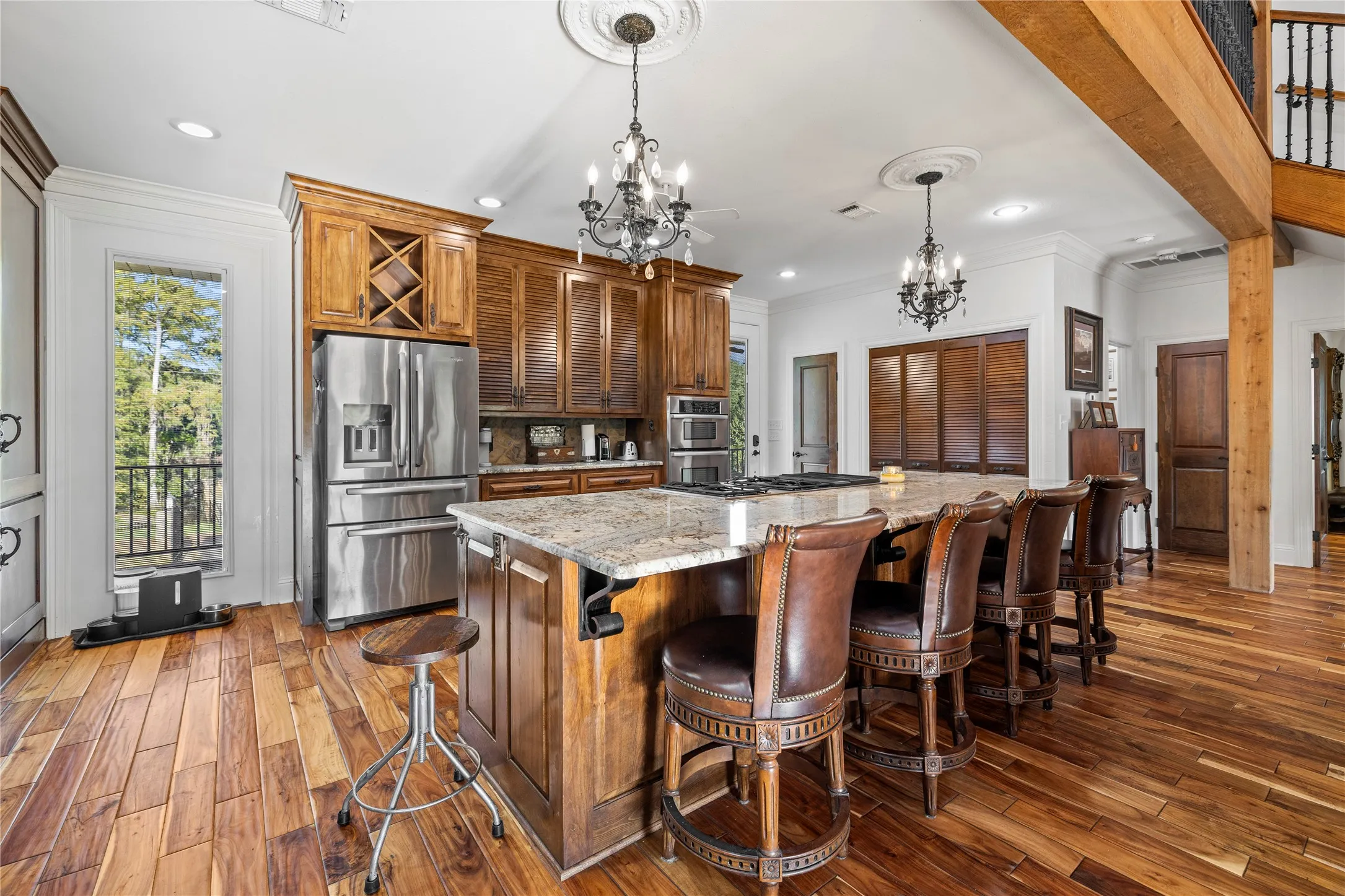 Single Family Residence For Sale in Marion County , 742 Private Road 7219, Jefferson, Texas 75657, 2 Bedroom, 4 Bathroom, Garage spaces, 2,358 Sqft, built in 2012, mls#21237530, Real Estate Agent in Jefferson, Homes For Sale in Marion county, Homes For Sale in Jefferson, Realtor in Jefferson Texas, Real Estate Brokerage Independent Realty Texas, Luminita Cordes Realtor