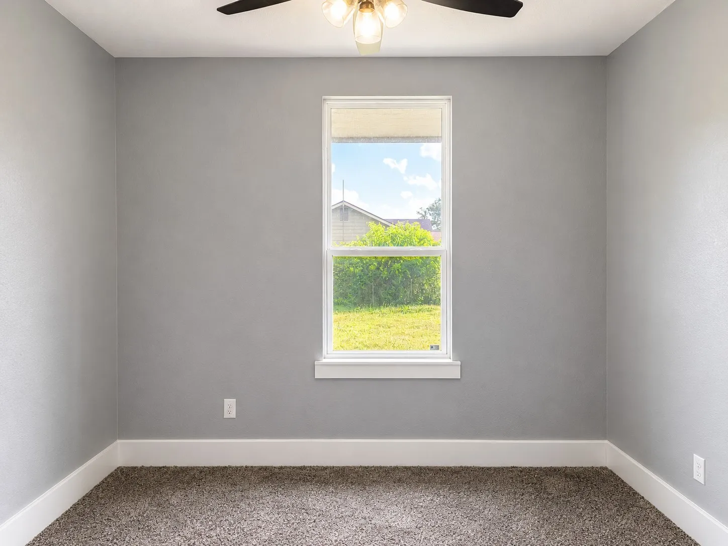 Single Family Residence For Sale in Johnson County , 202 4th Street, Joshua, Texas 76058, 3 Bedroom, 3 Bathroom, 2 Garage spaces, 2,104 Sqft, built in 1970, mls#21237558, Real Estate Agent in Joshua, Homes For Sale in Johnson county, Homes For Sale in Joshua, Realtor in Joshua Texas, Real Estate Brokerage Independent Realty Texas, Luminita Cordes Realtor