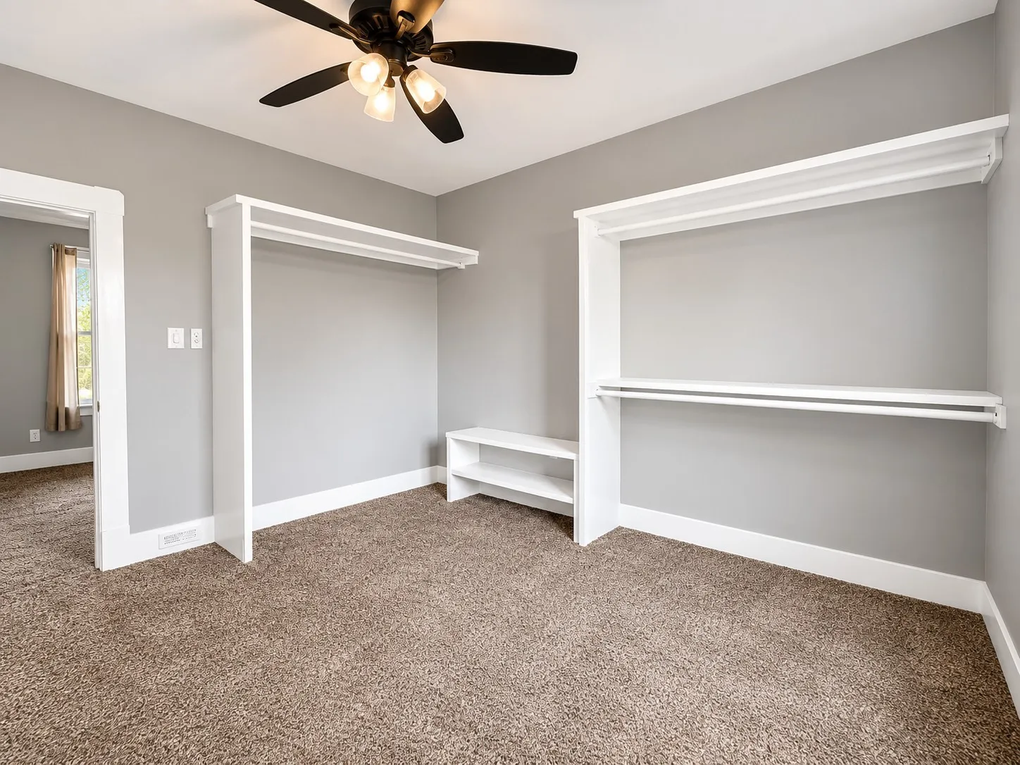 Single Family Residence For Sale in Johnson County , 202 4th Street, Joshua, Texas 76058, 3 Bedroom, 3 Bathroom, 2 Garage spaces, 2,104 Sqft, built in 1970, mls#21237558, Real Estate Agent in Joshua, Homes For Sale in Johnson county, Homes For Sale in Joshua, Realtor in Joshua Texas, Real Estate Brokerage Independent Realty Texas, Luminita Cordes Realtor
