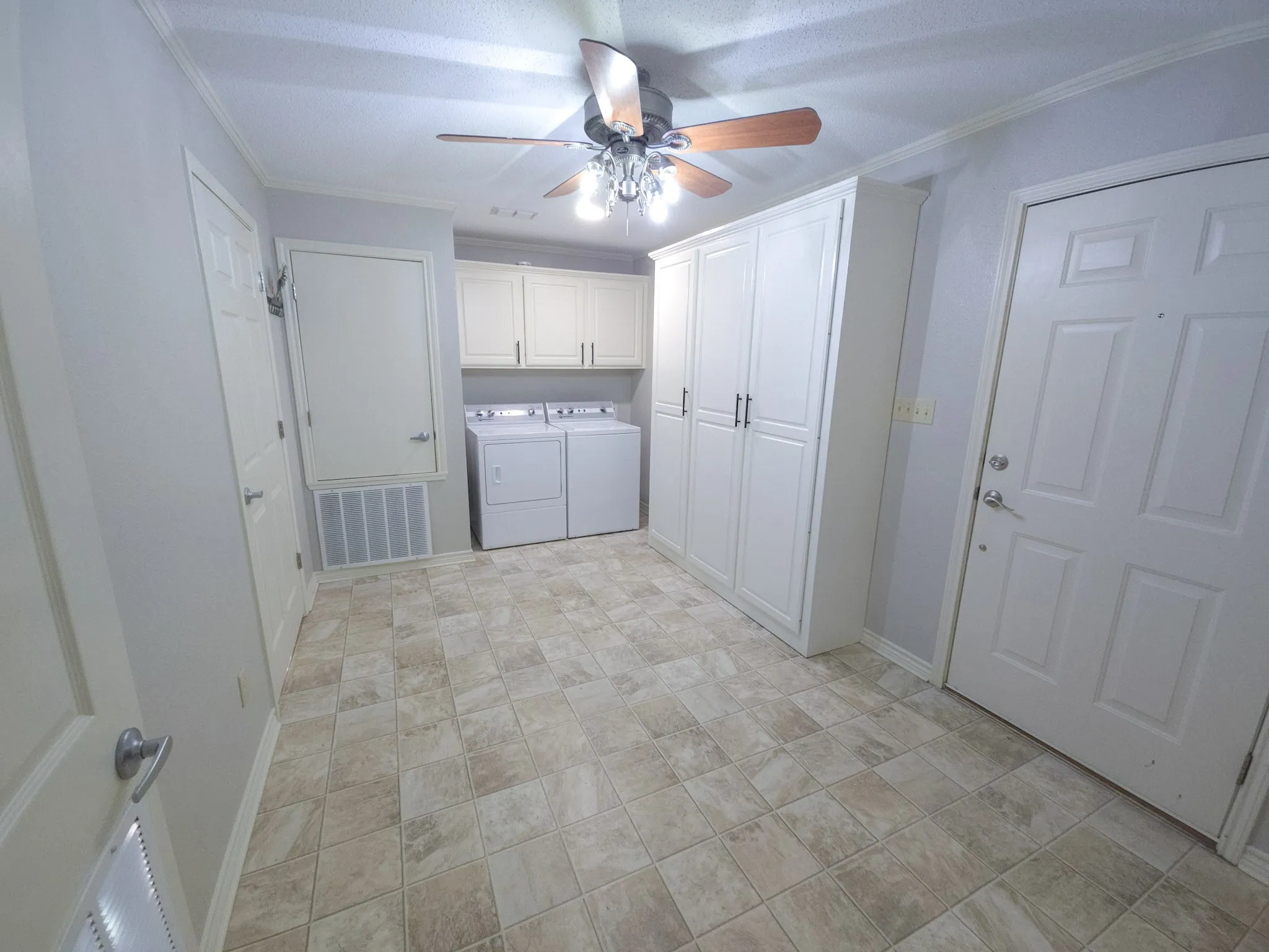 Farm For Sale in Shelby County , 1394 Fm 3343, Joaquin, Texas 75954, 3 Bedrooms, 2 Bathrooms, 3 Garage spaces, 2,105 Sqft, built in 2007, Preowned, Price $580,000, mls#21237563, Real Estate Agent in Joaquin, Homes For Sale in Shelby county, Homes For Sale in Joaquin, Realtor in Joaquin Texas, Real Estate Brokerage Independent Realty Texas, Luminita Cordes Realtor