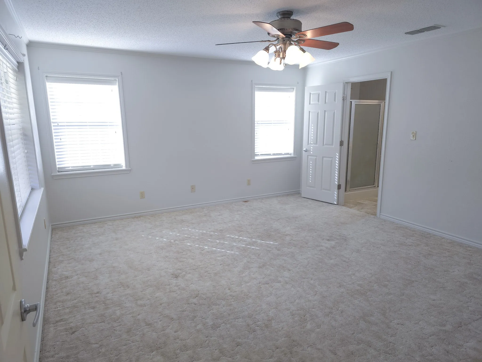 Farm For Sale in Shelby County , 1394 Fm 3343, Joaquin, Texas 75954, 3 Bedrooms, 2 Bathrooms, 3 Garage spaces, 2,105 Sqft, built in 2007, Preowned, Price $580,000, mls#21237563, Real Estate Agent in Joaquin, Homes For Sale in Shelby county, Homes For Sale in Joaquin, Realtor in Joaquin Texas, Real Estate Brokerage Independent Realty Texas, Luminita Cordes Realtor