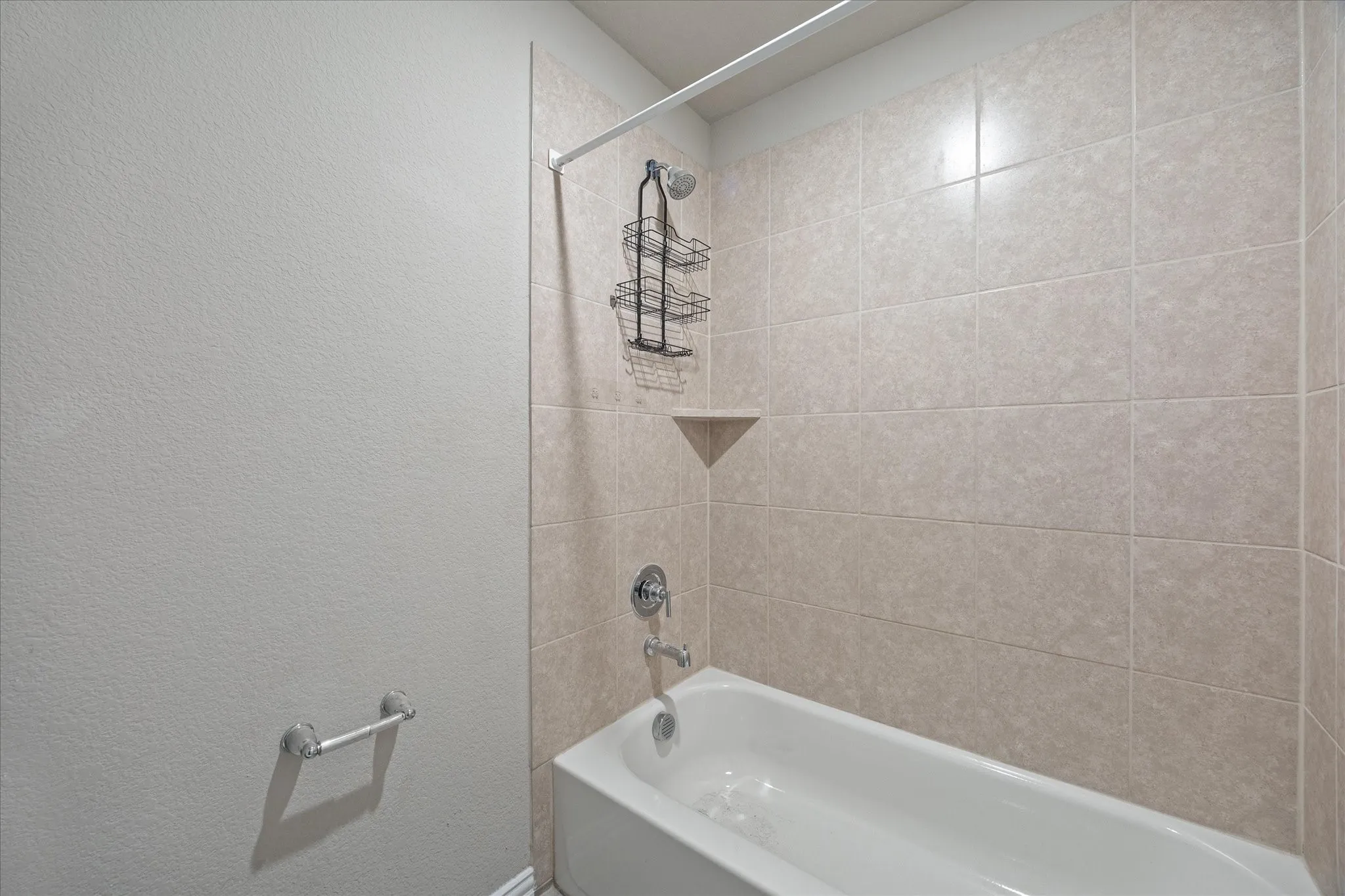Full bathroom on the upper level.