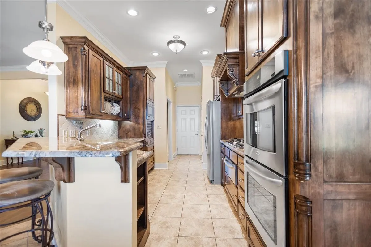 Single Family Residence For Sale in Henderson County , 4789 Sunrise Drive, Chandler, Texas 75758, 4 Bedroom, 2 Bathroom, 2 Garage spaces, 2,163 Sqft, built in 2008, mls#21210638, Real Estate Agent in Chandler, Homes For Sale in Henderson county, Homes For Sale in Chandler, Realtor in Chandler Texas, Real Estate Brokerage Independent Realty Texas, Luminita Cordes Realtor
