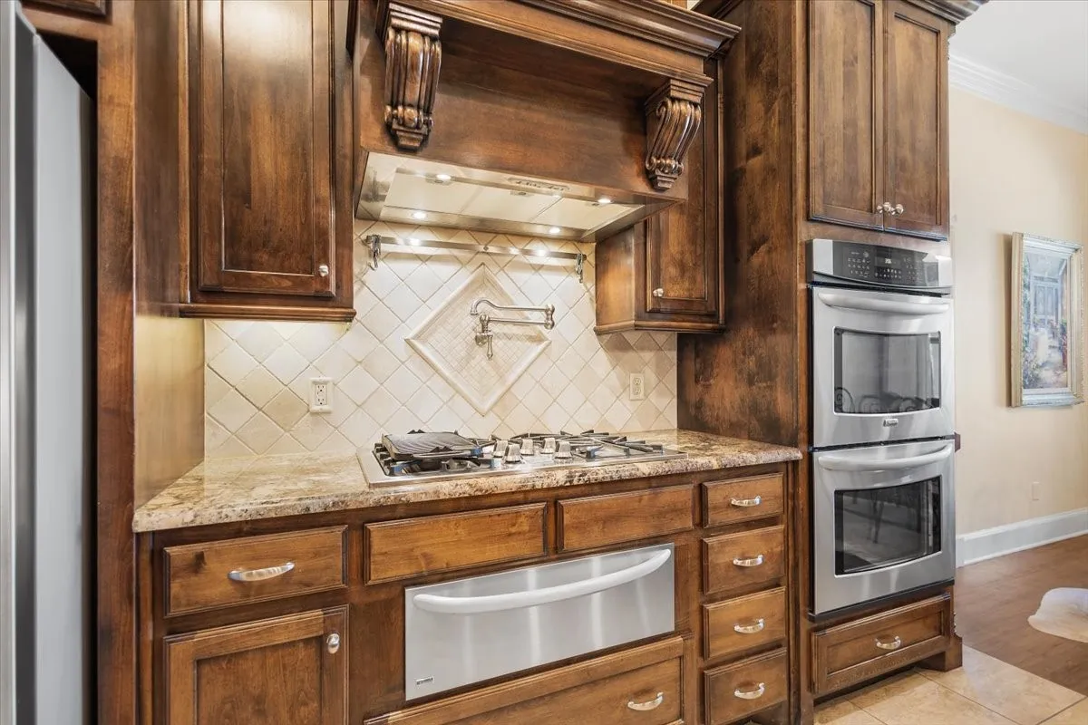 Single Family Residence For Sale in Henderson County , 4789 Sunrise Drive, Chandler, Texas 75758, 4 Bedroom, 2 Bathroom, 2 Garage spaces, 2,163 Sqft, built in 2008, mls#21210638, Real Estate Agent in Chandler, Homes For Sale in Henderson county, Homes For Sale in Chandler, Realtor in Chandler Texas, Real Estate Brokerage Independent Realty Texas, Luminita Cordes Realtor