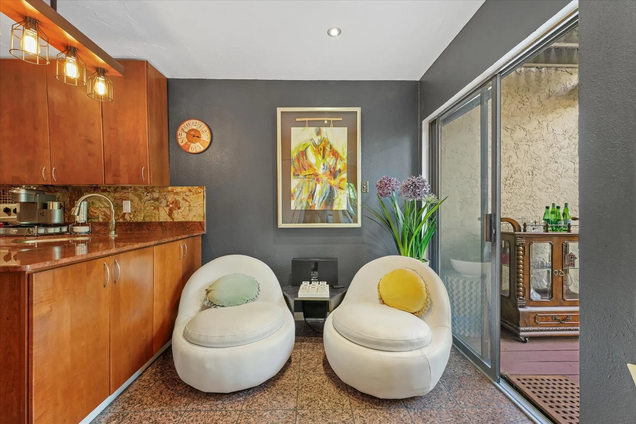 Condominium For Sale in Dallas County , 14151 Montfort Drive 347, Dallas, Texas 75254, 2 Bedroom, 2 Bathroom, Garage spaces, 1,336 Sqft, built in 1981, Preowned, mls#21235781, Real Estate Agent in Dallas, Homes For Sale in Dallas county, Homes For Sale in Dallas, Realtor in Dallas Texas, Real Estate Brokerage Independent Realty Texas, Luminita Cordes Realtor