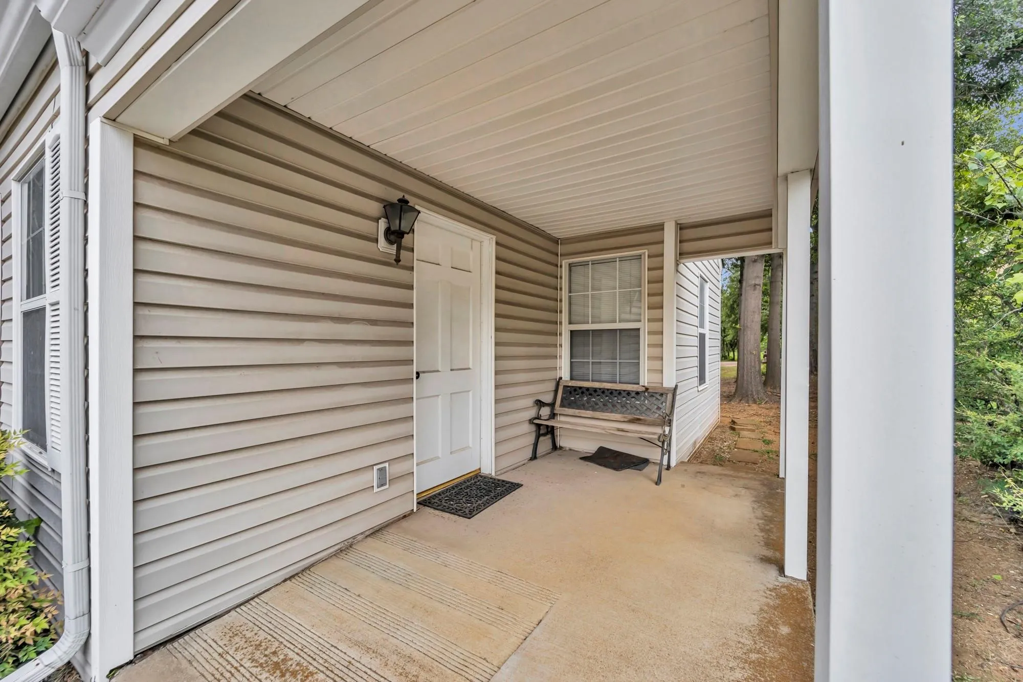Office For Sale in Tarrant County , 1311/1313 W Abram Street, Arlington, Texas 76013, 0, 0, Garage spaces, 4,098 Sqft, built in 1938, Preowned, mls#21225542, Real Estate Agent in Arlington, Homes For Sale in Tarrant county, Homes For Sale in Arlington, Realtor in Arlington Texas, Real Estate Brokerage Independent Realty Texas, Luminita Cordes Realtor