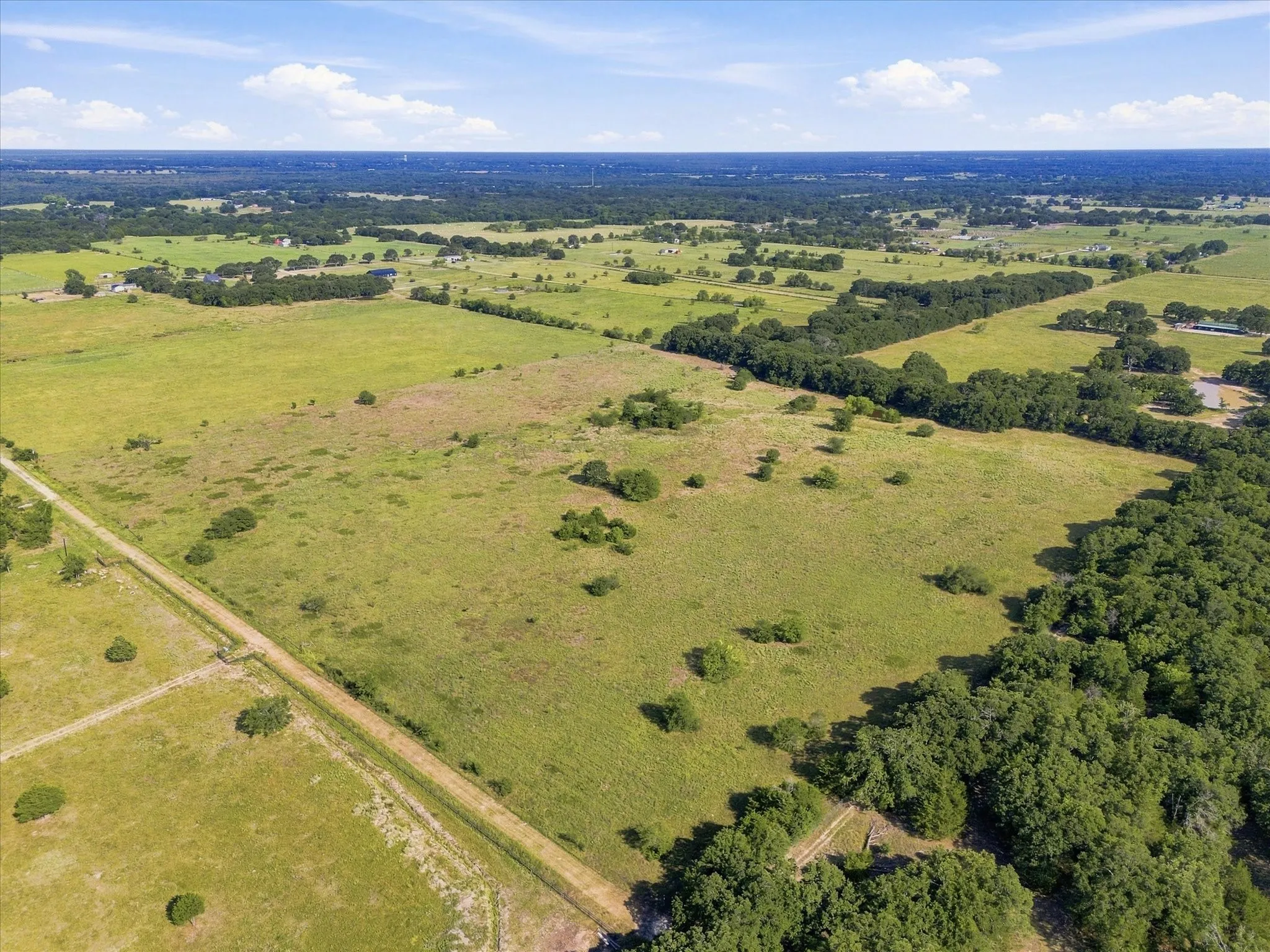 Unimproved Land For Sale in Kaufman County , 0 FM RD 3094 Fm Rd 3094, Scurry, Texas 75158, 0, 0, Garage spaces, 0 Sqft, built in 0, mls#21237472, Real Estate Agent in Scurry, Homes For Sale in Kaufman county, Homes For Sale in Scurry, Realtor in Scurry Texas, Real Estate Brokerage Independent Realty Texas, Luminita Cordes Realtor