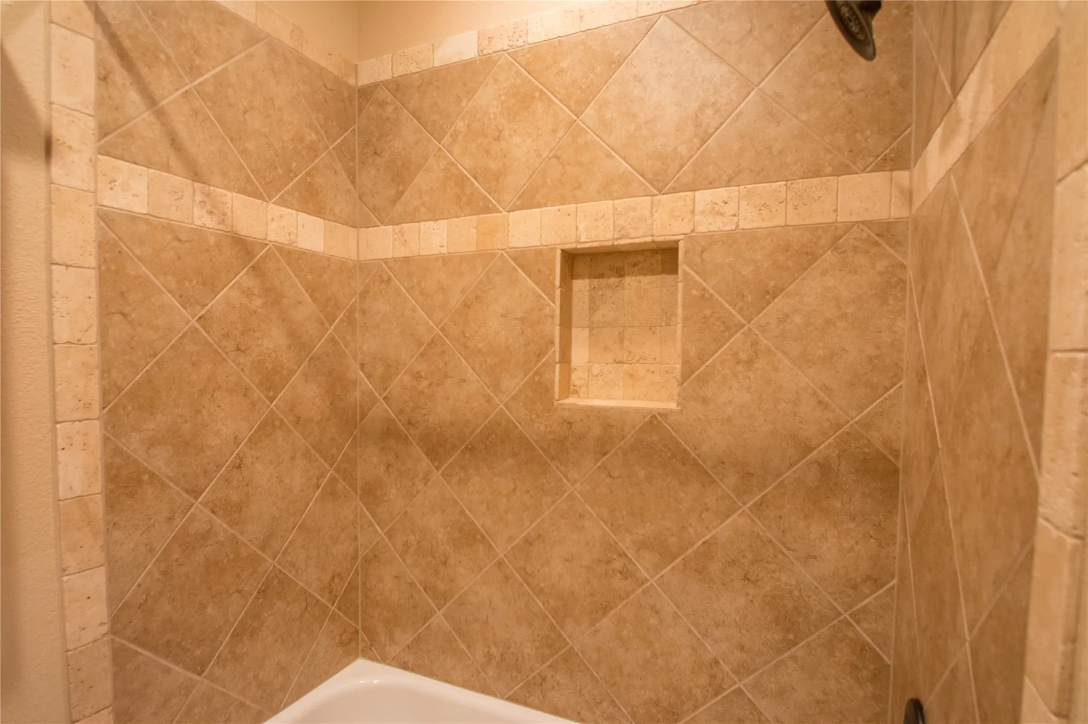 Single Family Residence For Rent in Tarrant County , 5809 Coldsworth Court, Arlington, Texas 76018, 3 Bedrooms, 2 Bathrooms, 2 Garage spaces, 1,990 Sqft, built in 1994, Preowned, Price $2,450, mls#21237761, Real Estate Agent in Arlington, Homes For Rent in Tarrant county, Homes For Rent in Arlington, Realtor in Arlington Texas, Real Estate Brokerage Independent Realty Texas, Luminita Cordes Realtor