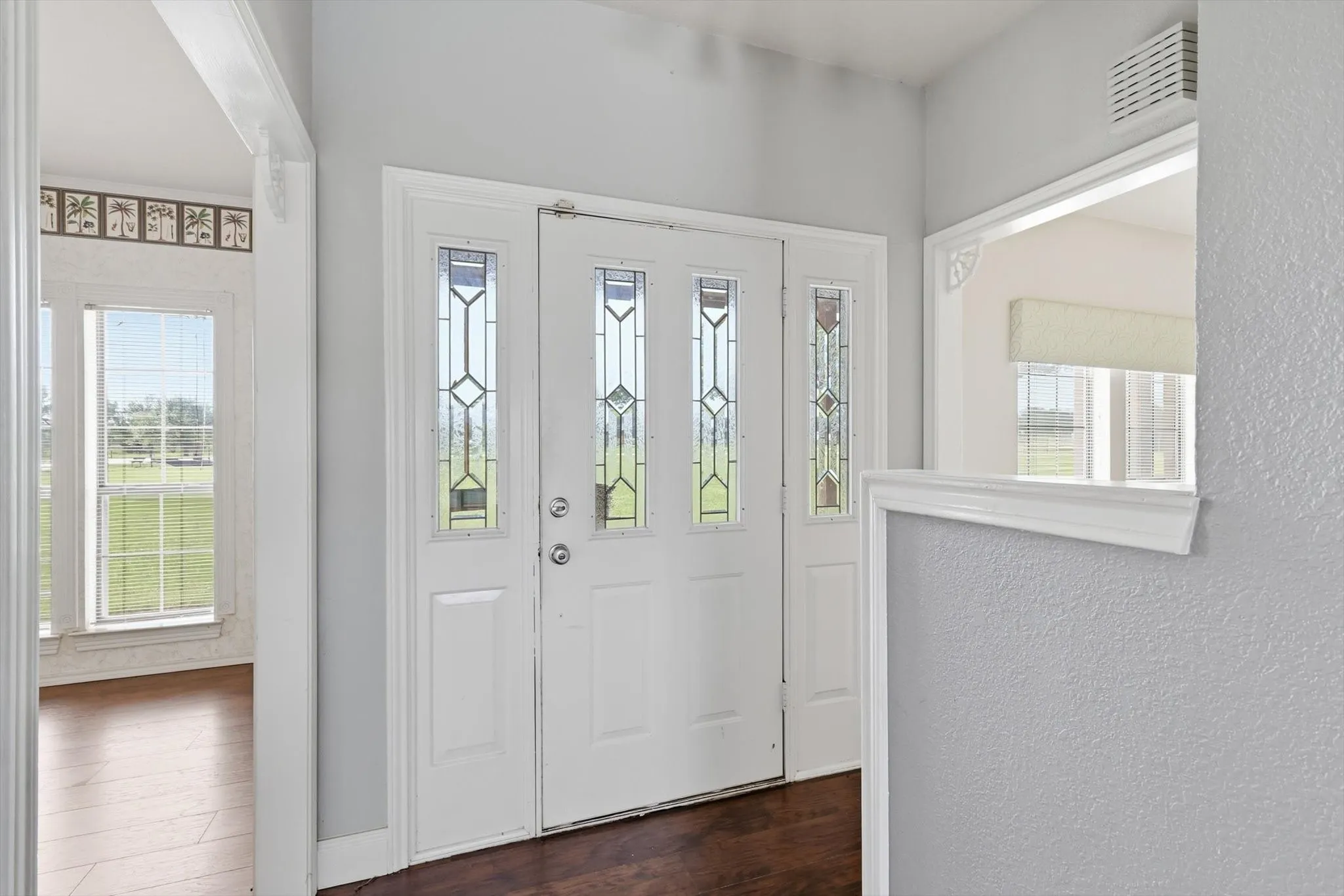 Single Family Residence For Sale in Tarrant County , 211 Bayne Road, Haslet, Texas 76052, 4 Bedroom, 3 Bathroom, 2 Garage spaces, 3,400 Sqft, built in 1985, mls#21236646, Real Estate Agent in Haslet, Homes For Sale in Tarrant county, Homes For Sale in Haslet, Realtor in Haslet Texas, Real Estate Brokerage Independent Realty Texas, Luminita Cordes Realtor