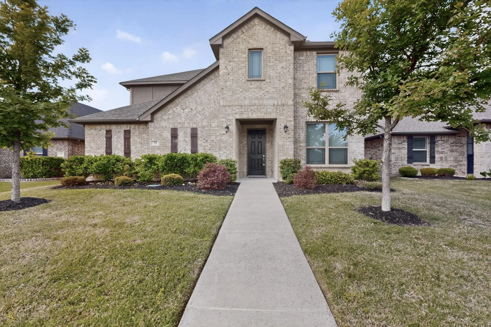 Single Family Residence For Sale in Ellis County , 73 River Oaks Boulevard, Waxahachie, Texas 75165, 4 Bedroom, 3 Bathroom, 2 Garage spaces, 3,005 Sqft, built in 2021, Preowned, mls#21234561, Real Estate Agent in Waxahachie, Homes For Sale in Ellis county, Homes For Sale in Waxahachie, Realtor in Waxahachie Texas, Real Estate Brokerage Independent Realty Texas, Luminita Cordes Realtor