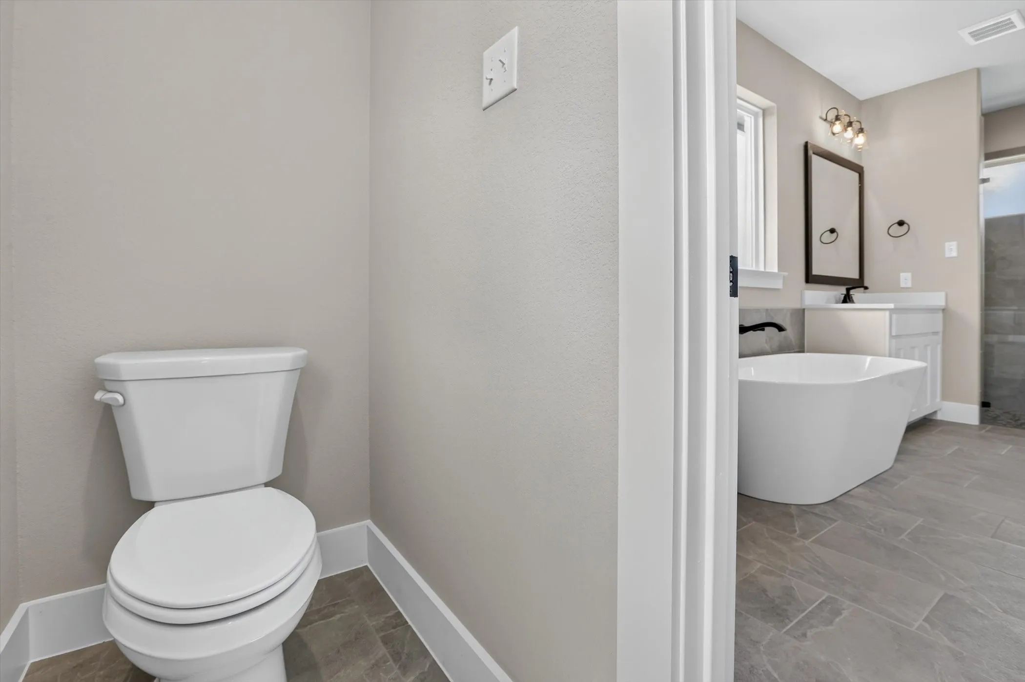 Single Family Residence For Sale in Johnson County , 140 Chapowits, Godley, Texas 76044, 3 Bedroom, 2 Bathroom, 3 Garage spaces, 2,445 Sqft, built in 2026, New Construction - Incomplete, mls#21237776, Real Estate Agent in Godley, Homes For Sale in Johnson county, Homes For Sale in Godley, Realtor in Godley Texas, Real Estate Brokerage Independent Realty Texas, Luminita Cordes Realtor