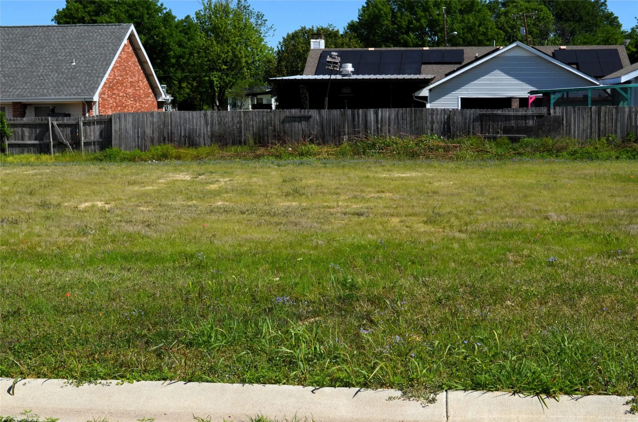 Unimproved Land For Sale in Kaufman County , 304 Preston Road, Mabank, Texas 75147, 0, 0, Garage spaces, 0 Sqft, built in 0, mls#21237810, Real Estate Agent in Mabank, Homes For Sale in Kaufman county, Homes For Sale in Mabank, Realtor in Mabank Texas, Real Estate Brokerage Independent Realty Texas, Luminita Cordes Realtor
