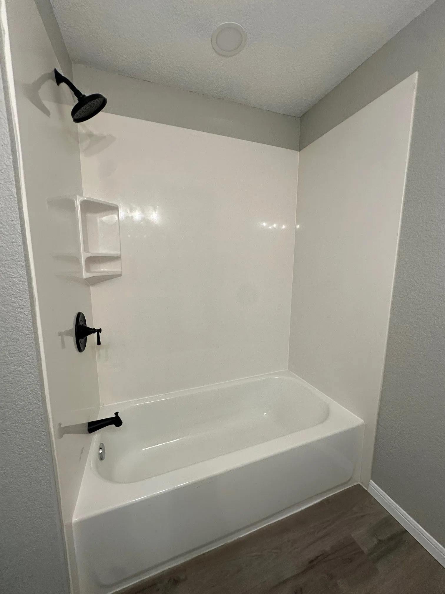 Single Family Residence For Sale in Mc Lennan County , 3401 Windsor Avenue, Waco, Texas 76708, 3 Bedroom, 1 Bathroom, 2 Garage spaces, 1,416 Sqft, built in 1952, mls#21237740, Real Estate Agent in Waco, Homes For Sale in Mc Lennan county, Homes For Sale in Waco, Realtor in Waco Texas, Real Estate Brokerage Independent Realty Texas, Luminita Cordes Realtor