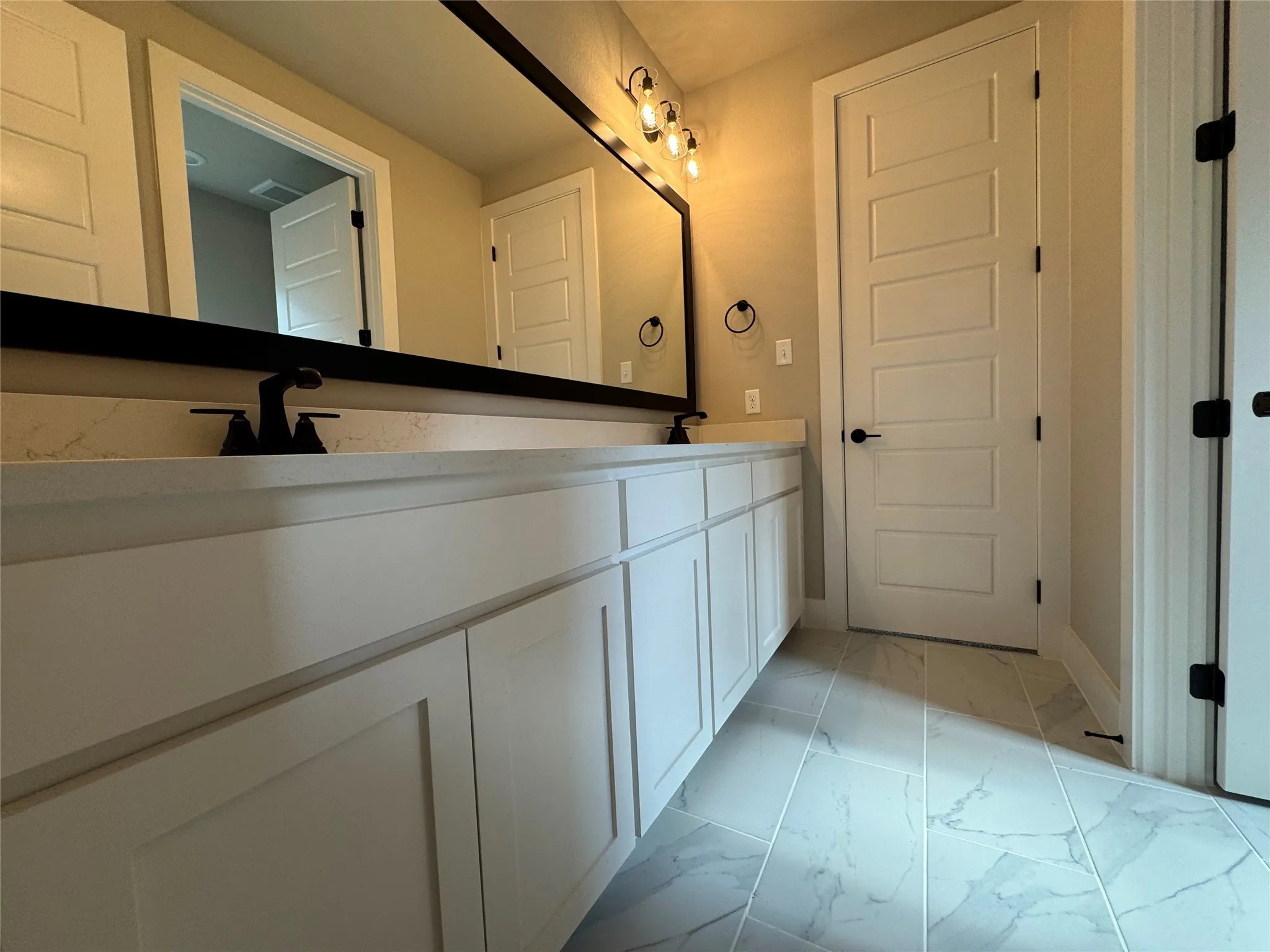 Single Family Residence For Sale in Johnson County , 105 Prairie Wolf, Godley, Texas 76044, 4 Bedroom, 3 Bathroom, 3 Garage spaces, 3,175 Sqft, built in 2026, New Construction - Incomplete, mls#21237855, Real Estate Agent in Godley, Homes For Sale in Johnson county, Homes For Sale in Godley, Realtor in Godley Texas, Real Estate Brokerage Independent Realty Texas, Luminita Cordes Realtor