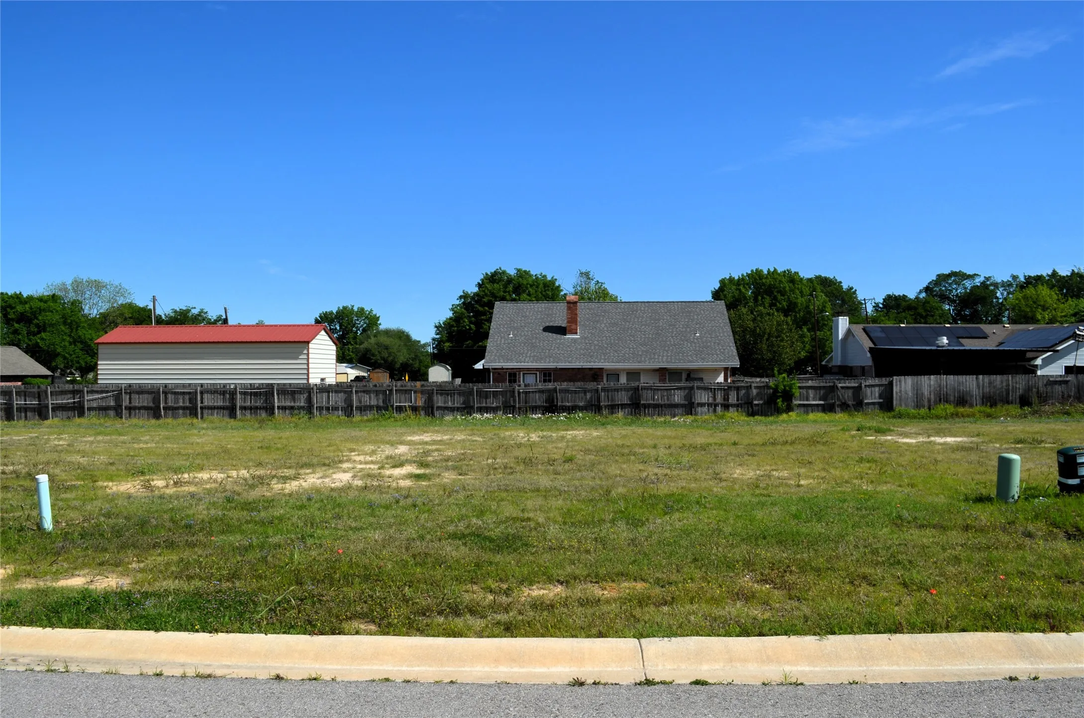 Unimproved Land For Sale in Kaufman County , 310 Preston Road, Mabank, Texas 75147, 0, 0, Garage spaces, 0 Sqft, built in 0, mls#21237859, Real Estate Agent in Mabank, Homes For Sale in Kaufman county, Homes For Sale in Mabank, Realtor in Mabank Texas, Real Estate Brokerage Independent Realty Texas, Luminita Cordes Realtor