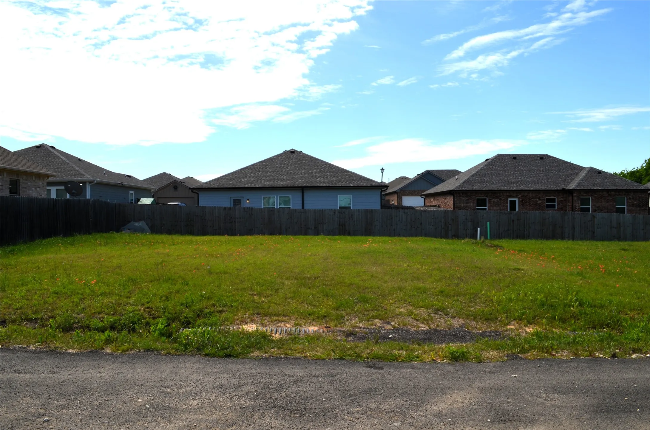 Unimproved Land For Sale in Henderson County , 307 Rike Road, Mabank, Texas 75147, 0, 0, Garage spaces, 0 Sqft, built in 0, mls#21237898, Real Estate Agent in Mabank, Homes For Sale in Henderson county, Homes For Sale in Mabank, Realtor in Mabank Texas, Real Estate Brokerage Independent Realty Texas, Luminita Cordes Realtor