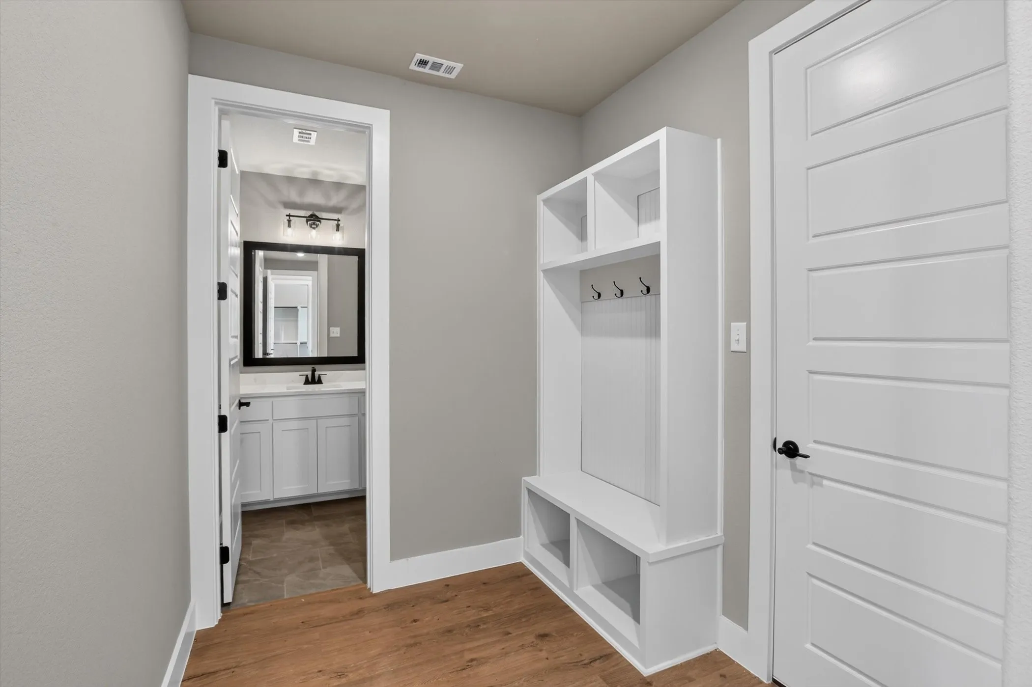 Single Family Residence For Sale in Johnson County , 136 Chapowits, Godley, Texas 76044, 3 Bedroom, 3 Bathroom, 3 Garage spaces, 2,218 Sqft, built in 2026, New Construction - Incomplete, mls#21237943, Real Estate Agent in Godley, Homes For Sale in Johnson county, Homes For Sale in Godley, Realtor in Godley Texas, Real Estate Brokerage Independent Realty Texas, Luminita Cordes Realtor