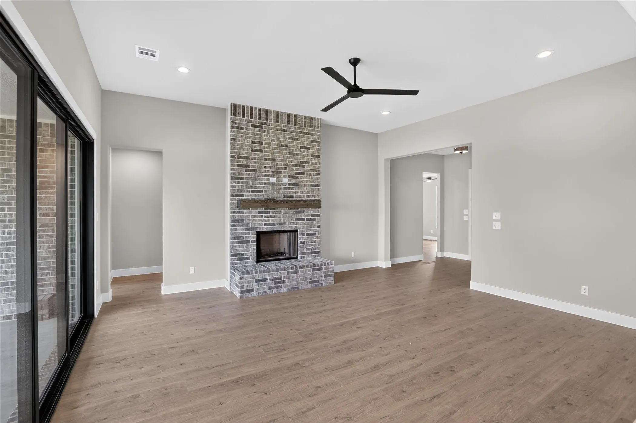 Single Family Residence For Sale in Johnson County , 136 Chapowits, Godley, Texas 76044, 3 Bedroom, 3 Bathroom, 3 Garage spaces, 2,218 Sqft, built in 2026, New Construction - Incomplete, mls#21237943, Real Estate Agent in Godley, Homes For Sale in Johnson county, Homes For Sale in Godley, Realtor in Godley Texas, Real Estate Brokerage Independent Realty Texas, Luminita Cordes Realtor
