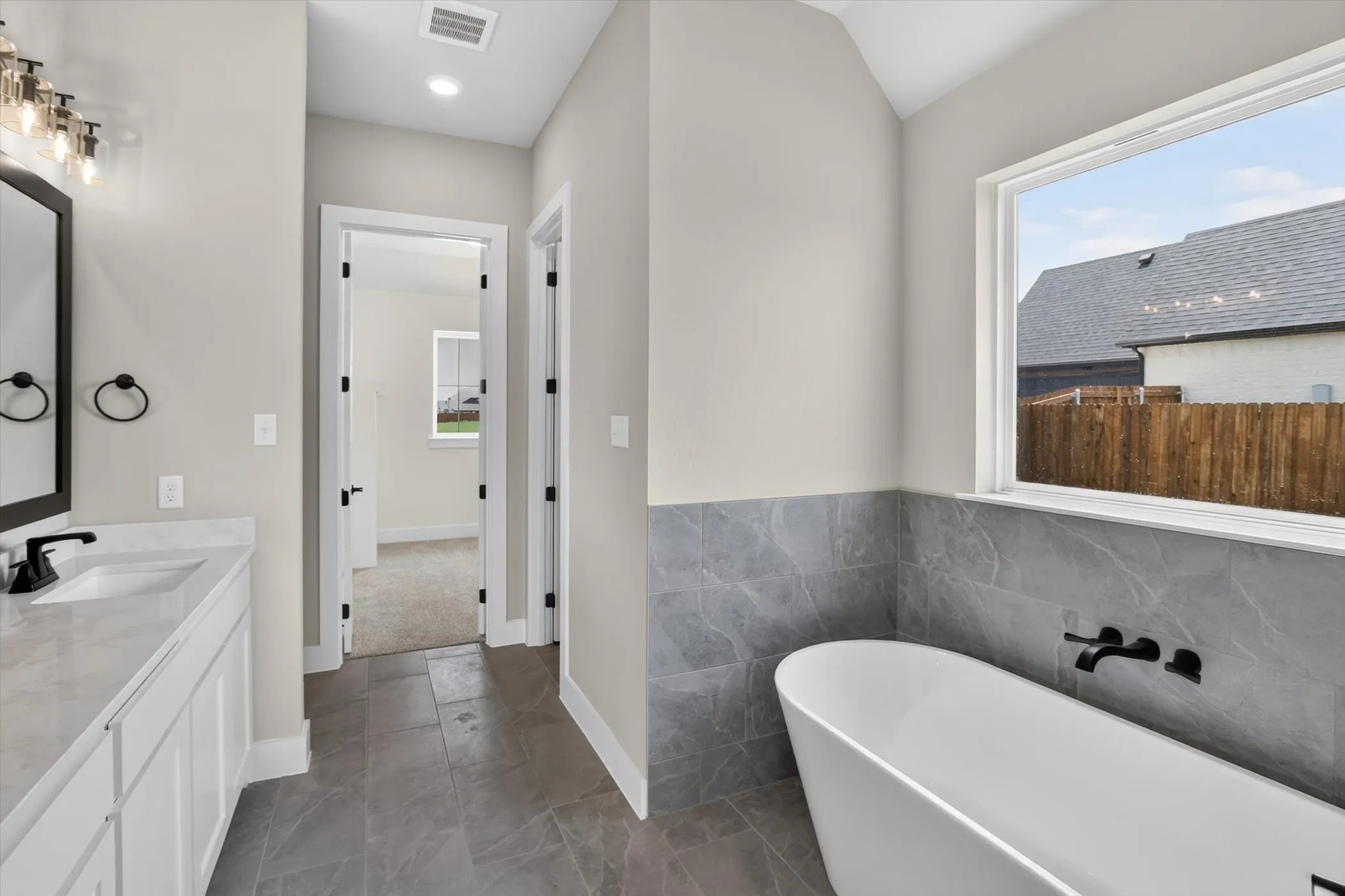 Single Family Residence For Sale in Johnson County , 136 Chapowits, Godley, Texas 76044, 3 Bedroom, 3 Bathroom, 3 Garage spaces, 2,218 Sqft, built in 2026, New Construction - Incomplete, mls#21237943, Real Estate Agent in Godley, Homes For Sale in Johnson county, Homes For Sale in Godley, Realtor in Godley Texas, Real Estate Brokerage Independent Realty Texas, Luminita Cordes Realtor