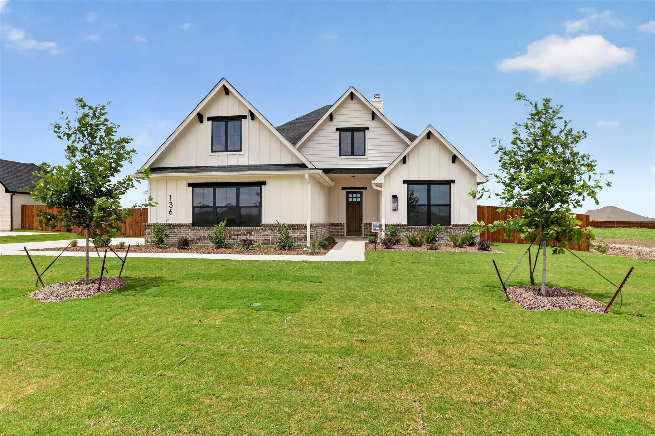 Single Family Residence For Sale in Johnson County , 136 Chapowits, Godley, Texas 76044, 3 Bedroom, 3 Bathroom, 3 Garage spaces, 2,218 Sqft, built in 2026, New Construction - Incomplete, mls#21237943, Real Estate Agent in Godley, Homes For Sale in Johnson county, Homes For Sale in Godley, Realtor in Godley Texas, Real Estate Brokerage Independent Realty Texas, Luminita Cordes Realtor