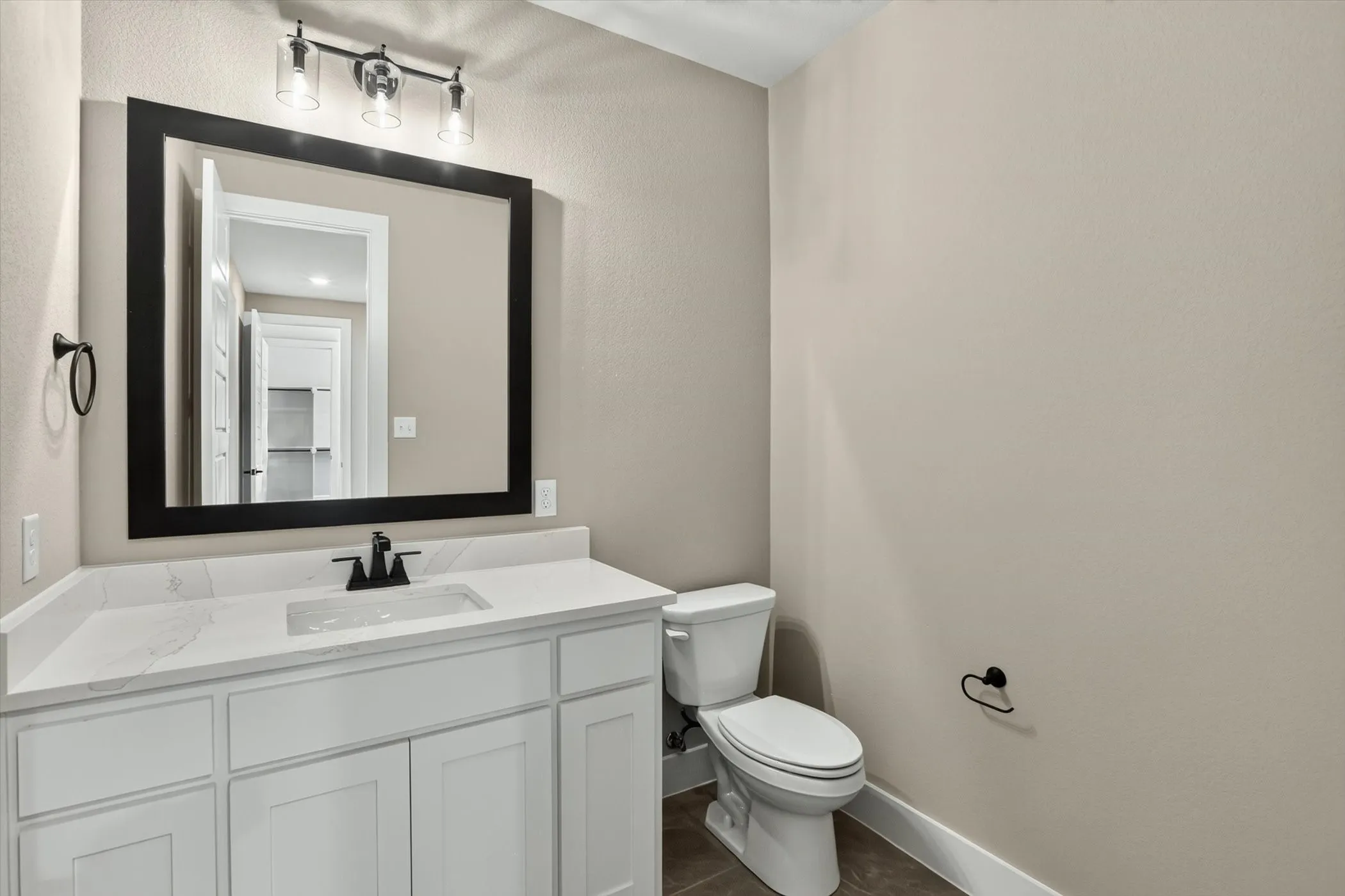 Single Family Residence For Sale in Johnson County , 136 Chapowits, Godley, Texas 76044, 3 Bedroom, 3 Bathroom, 3 Garage spaces, 2,218 Sqft, built in 2026, New Construction - Incomplete, mls#21237943, Real Estate Agent in Godley, Homes For Sale in Johnson county, Homes For Sale in Godley, Realtor in Godley Texas, Real Estate Brokerage Independent Realty Texas, Luminita Cordes Realtor