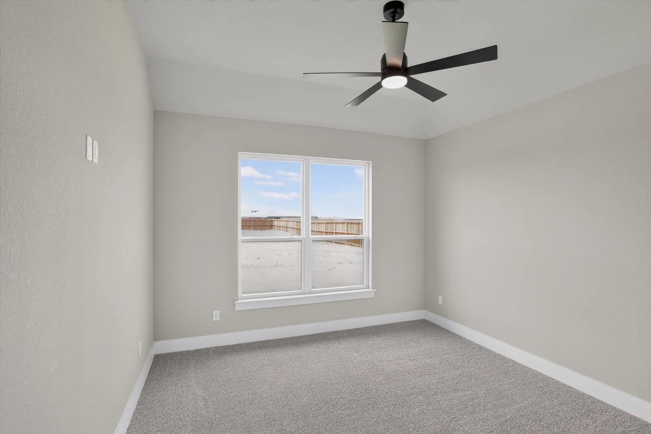 Single Family Residence For Sale in Johnson County , 136 Chapowits, Godley, Texas 76044, 3 Bedroom, 3 Bathroom, 3 Garage spaces, 2,218 Sqft, built in 2026, New Construction - Incomplete, mls#21237943, Real Estate Agent in Godley, Homes For Sale in Johnson county, Homes For Sale in Godley, Realtor in Godley Texas, Real Estate Brokerage Independent Realty Texas, Luminita Cordes Realtor