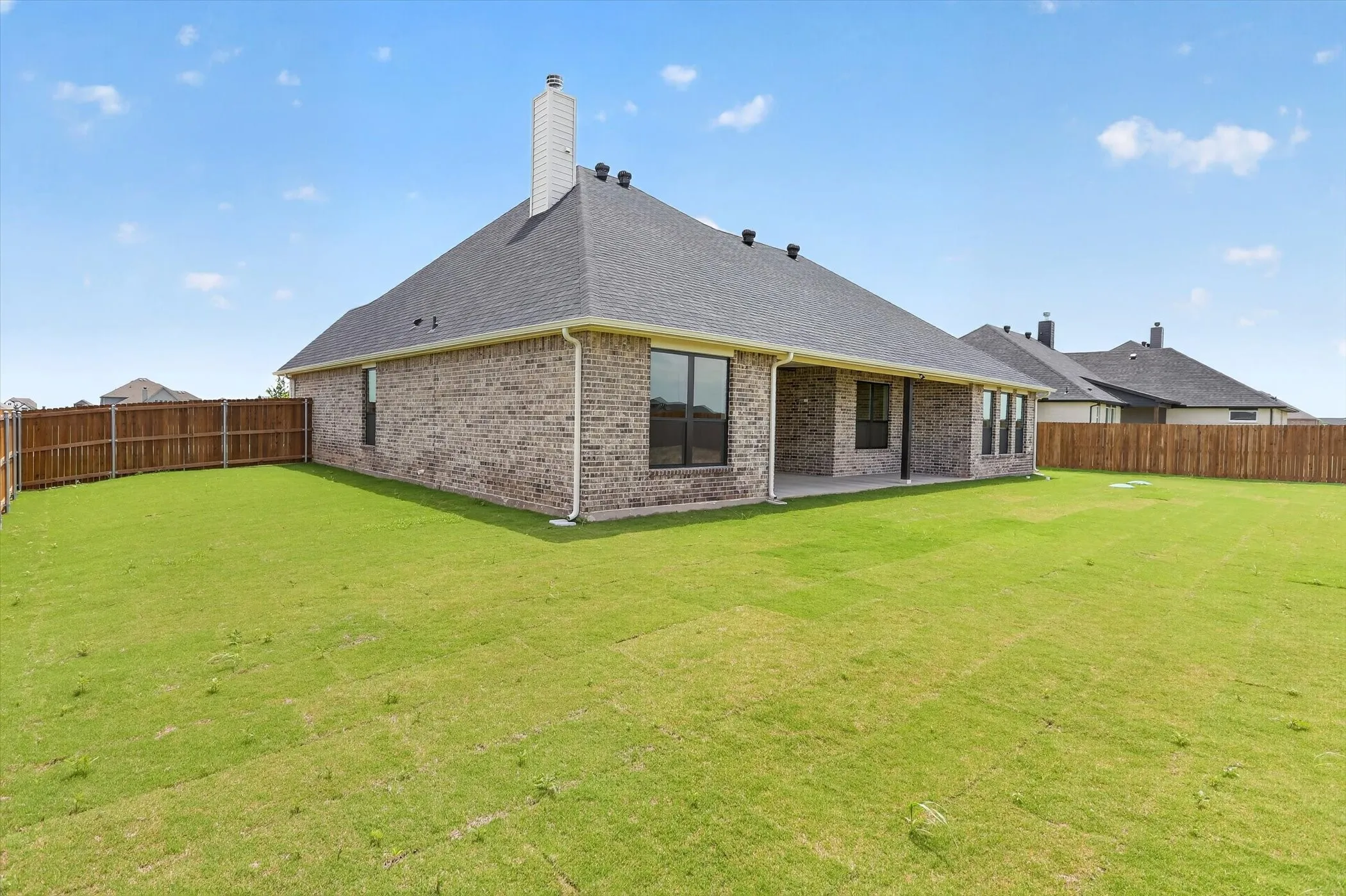 Single Family Residence For Sale in Johnson County , 136 Chapowits, Godley, Texas 76044, 3 Bedroom, 3 Bathroom, 3 Garage spaces, 2,218 Sqft, built in 2026, New Construction - Incomplete, mls#21237943, Real Estate Agent in Godley, Homes For Sale in Johnson county, Homes For Sale in Godley, Realtor in Godley Texas, Real Estate Brokerage Independent Realty Texas, Luminita Cordes Realtor