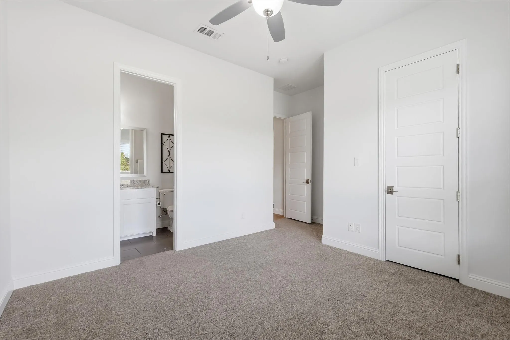 Single Family Residence For Sale in Collin County , 4243 Serenity Trail, Mc Kinney, Texas 75071, 4 Bedrooms, 5 Bathrooms, 3 Garage spaces, 4,504 Sqft, built in 2016, Price $1,150,000, mls#21237462, Real Estate Agent in Mc Kinney, Homes For Sale in Collin county, Homes For Sale in Mc Kinney, Realtor in Mc Kinney Texas, Real Estate Brokerage Independent Realty Texas, Luminita Cordes Realtor