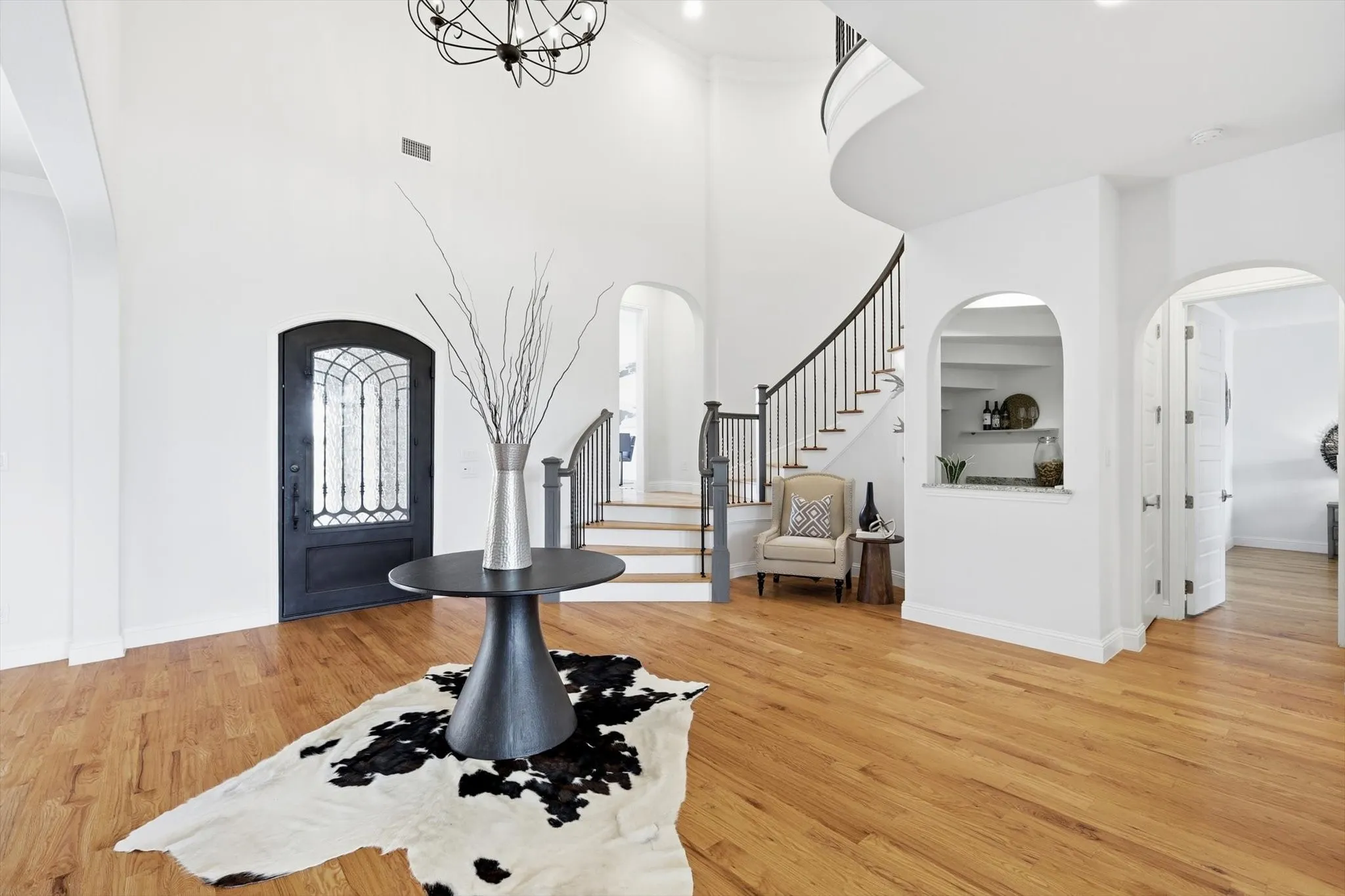 Single Family Residence For Sale in Collin County , 4243 Serenity Trail, Mc Kinney, Texas 75071, 4 Bedrooms, 5 Bathrooms, 3 Garage spaces, 4,504 Sqft, built in 2016, Price $1,150,000, mls#21237462, Real Estate Agent in Mc Kinney, Homes For Sale in Collin county, Homes For Sale in Mc Kinney, Realtor in Mc Kinney Texas, Real Estate Brokerage Independent Realty Texas, Luminita Cordes Realtor