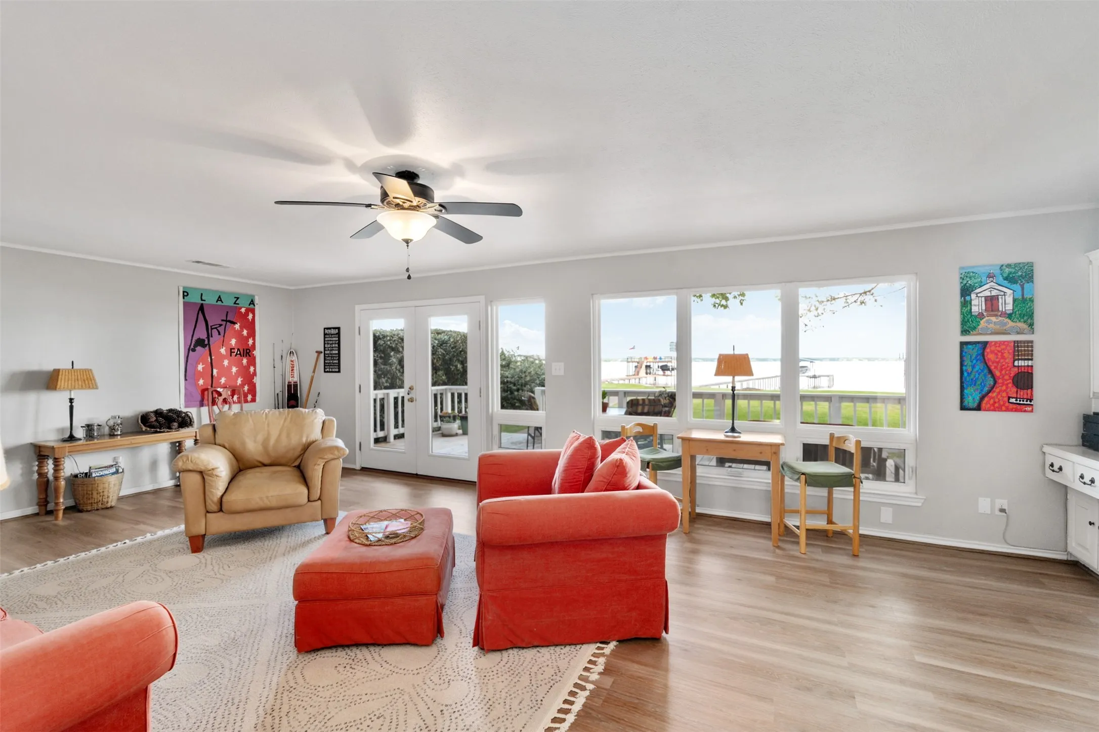 Single Family Residence For Sale in Henderson County , 238 Matador Ranch Road, Trinidad, Texas 75163, 3 Bedroom, 2 Bathroom, Garage spaces, 1,692 Sqft, built in 1970, mls#21237017, Real Estate Agent in Trinidad, Homes For Sale in Henderson county, Homes For Sale in Trinidad, Realtor in Trinidad Texas, Real Estate Brokerage Independent Realty Texas, Luminita Cordes Realtor