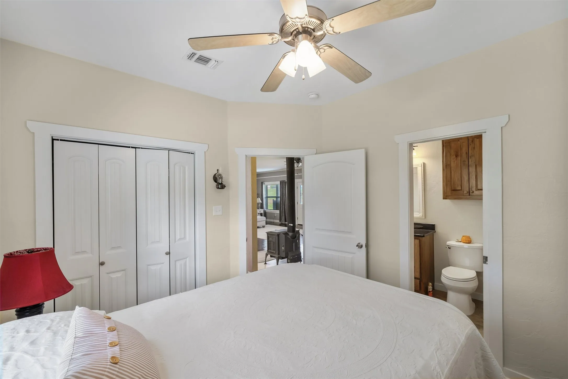Single Family Residence For Sale in Wood County , 891 County Road 4740, Winnsboro, Texas 75494, 4 Bedroom, 2 Bathroom, Garage spaces, 2,034 Sqft, built in 2012, Price $694,500, mls#21237815, Real Estate Agent in Winnsboro, Homes For Sale in Wood county, Homes For Sale in Winnsboro, Realtor in Winnsboro Texas, Real Estate Brokerage Independent Realty Texas, Luminita Cordes Realtor