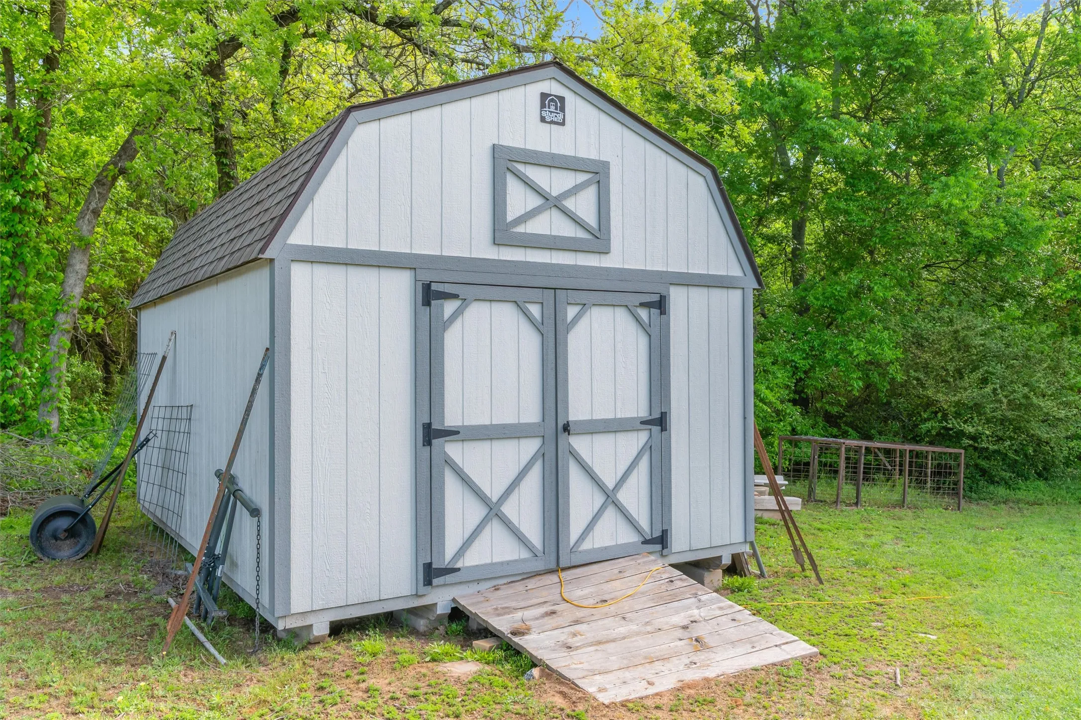 Single Family Residence For Sale in Wood County , 891 County Road 4740, Winnsboro, Texas 75494, 4 Bedroom, 2 Bathroom, Garage spaces, 2,034 Sqft, built in 2012, Price $694,500, mls#21237815, Real Estate Agent in Winnsboro, Homes For Sale in Wood county, Homes For Sale in Winnsboro, Realtor in Winnsboro Texas, Real Estate Brokerage Independent Realty Texas, Luminita Cordes Realtor