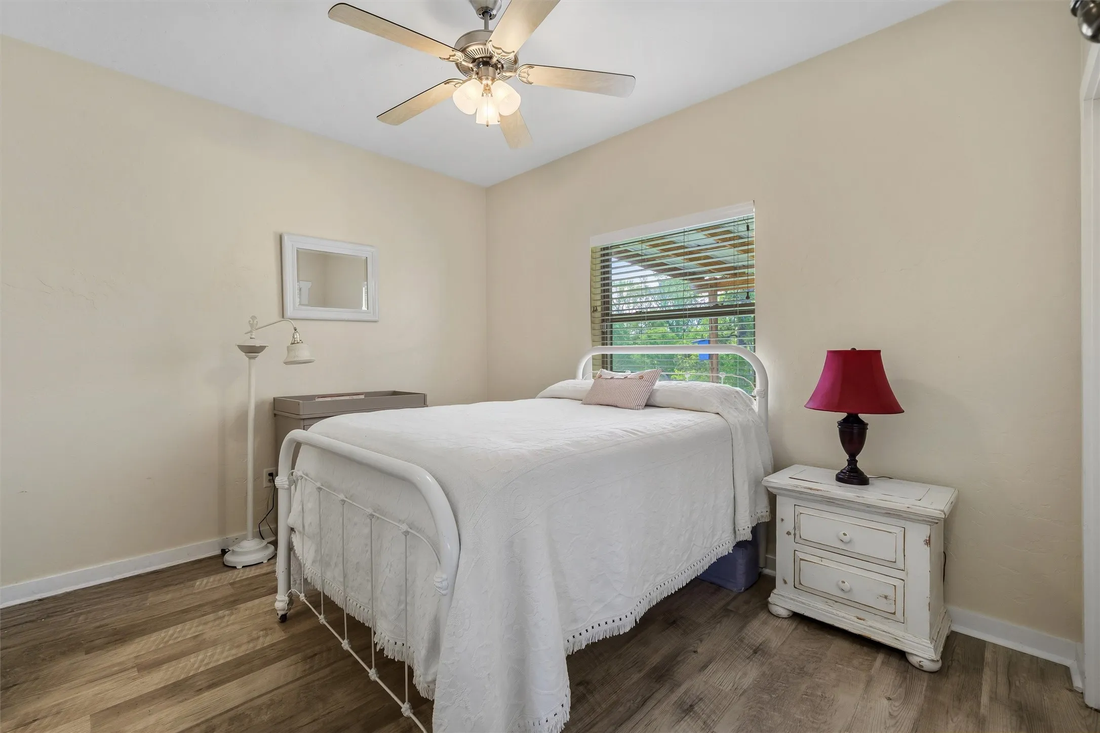 Single Family Residence For Sale in Wood County , 891 County Road 4740, Winnsboro, Texas 75494, 4 Bedroom, 2 Bathroom, Garage spaces, 2,034 Sqft, built in 2012, Price $694,500, mls#21237815, Real Estate Agent in Winnsboro, Homes For Sale in Wood county, Homes For Sale in Winnsboro, Realtor in Winnsboro Texas, Real Estate Brokerage Independent Realty Texas, Luminita Cordes Realtor